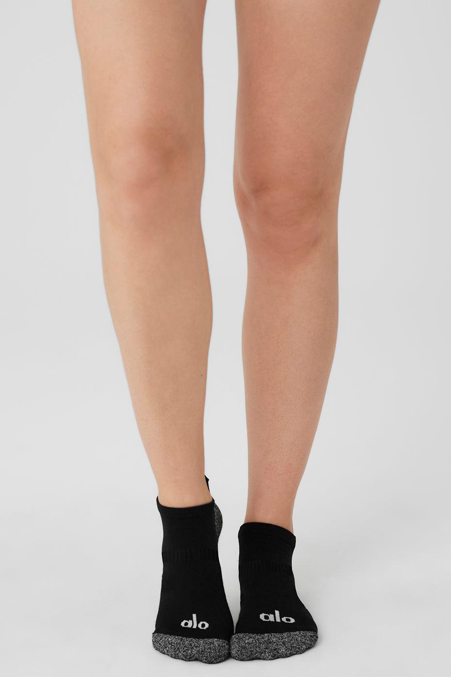 Alo Yoga | Womens Performance Tab Socks Size: M/L (8-11) Product Image