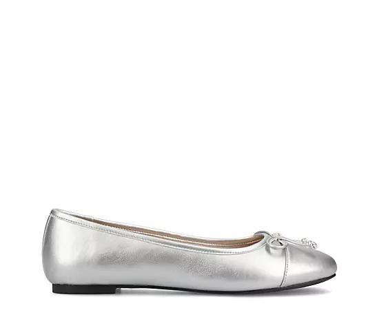 Journee Kaiah Medium and Wide Width Women's Ballet Cap Toe Slip-On Dress Flats, Size: 7, Silver Product Image