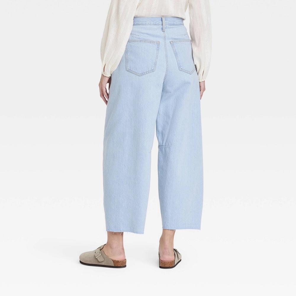 Women's High-Rise Curved Leg Barrel Jeans - Universal Thread™ Light Blue 2 Product Image