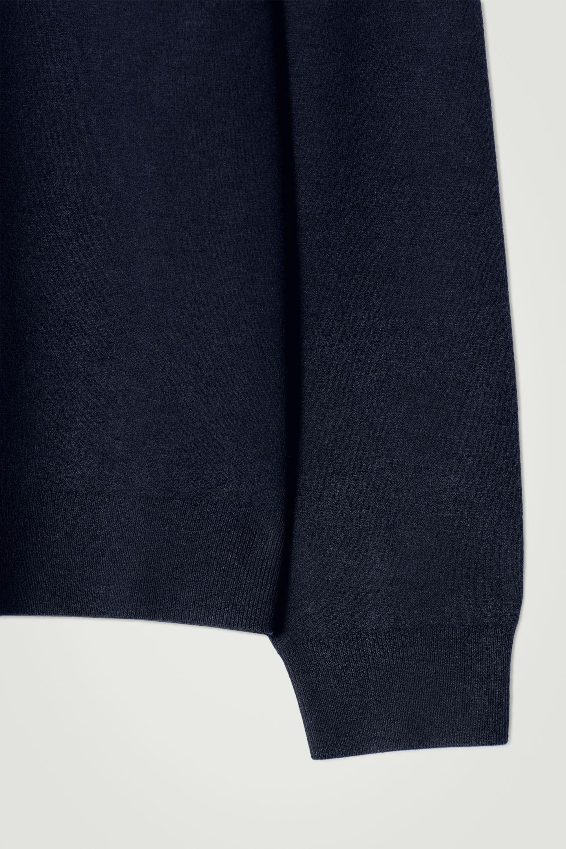 CHAMBRAY SHIRT Product Image