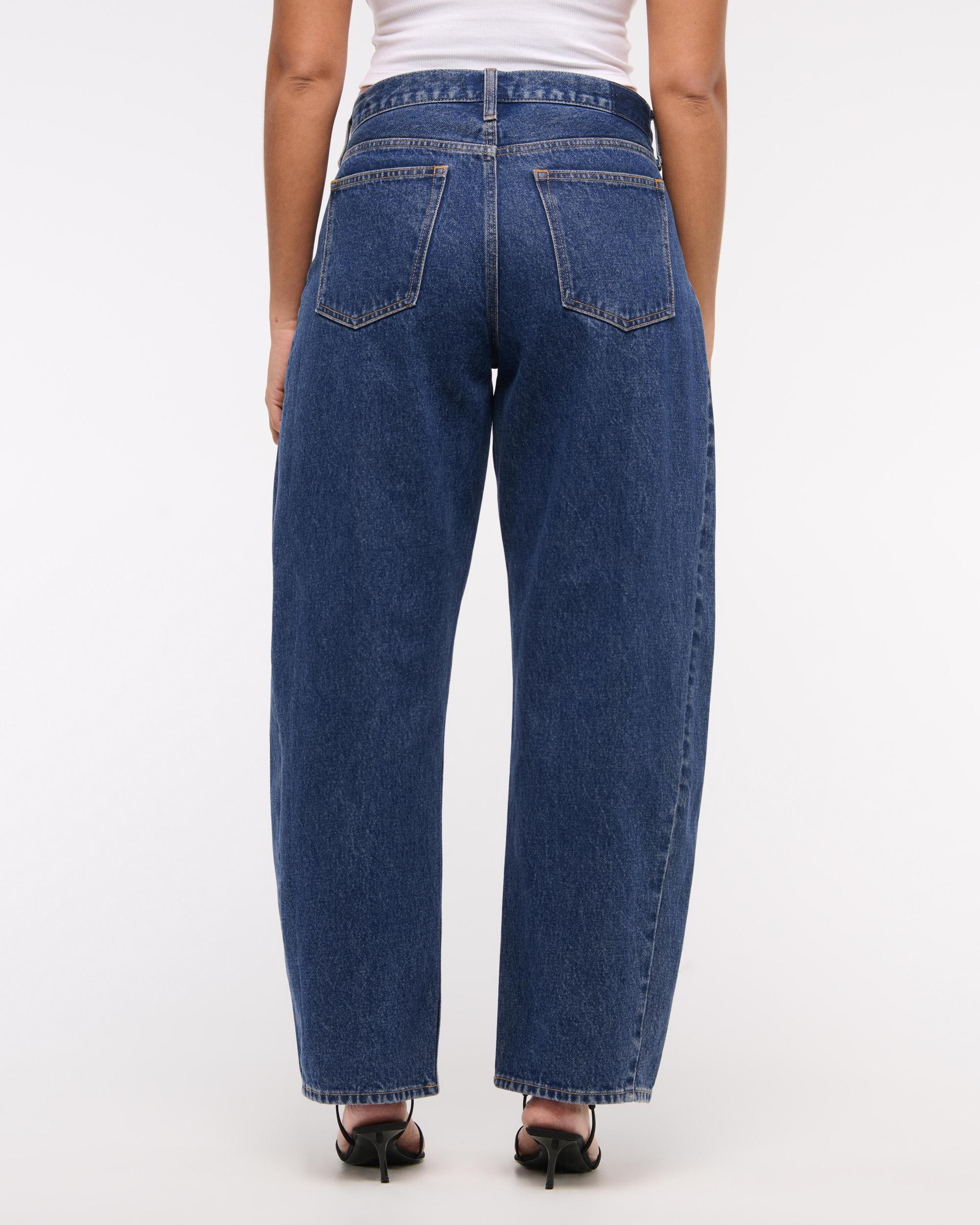 Curve Love Mid Rise Barrel Jean Product Image
