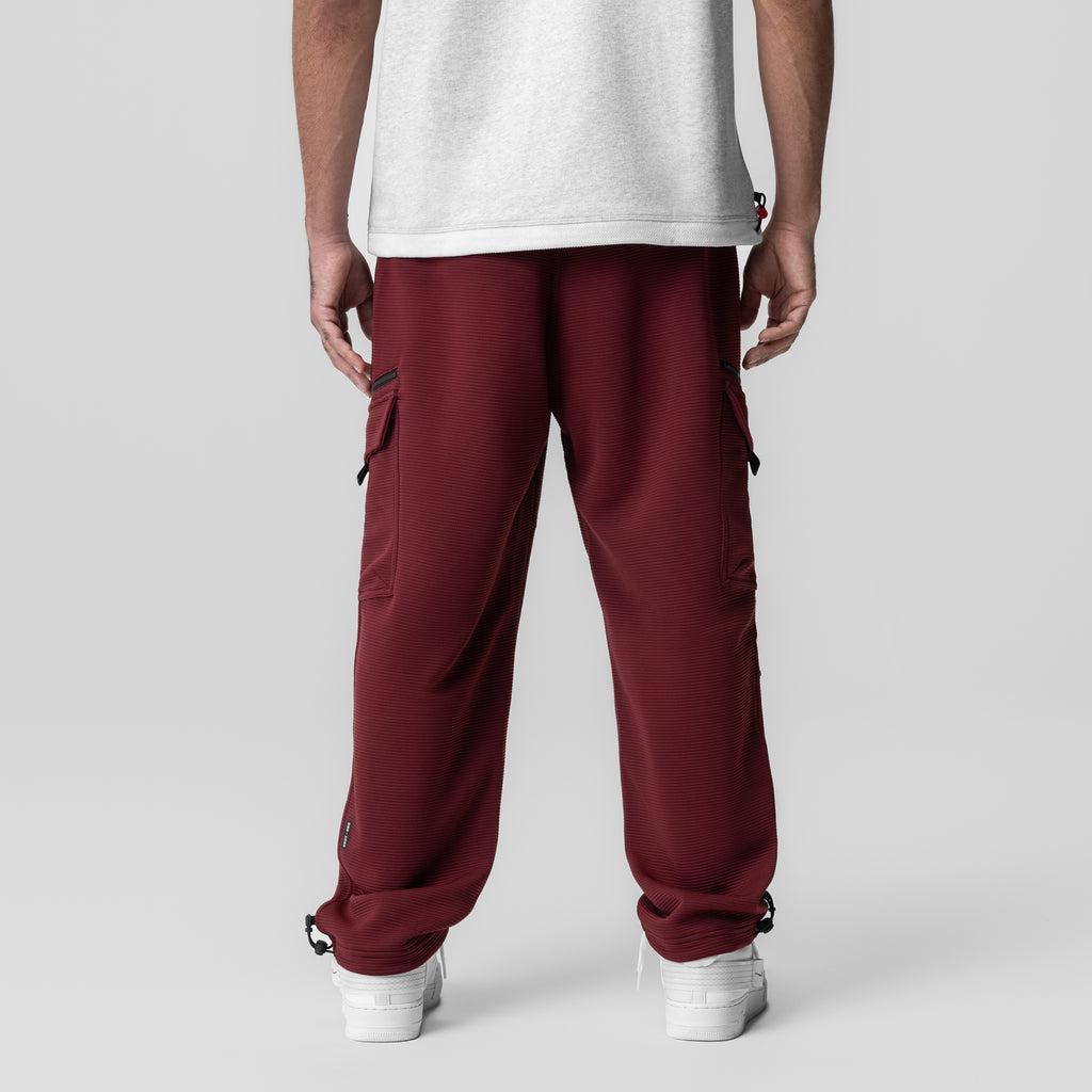 1033. Deltapeak® Cargo Cinch Jogger - Black Product Image
