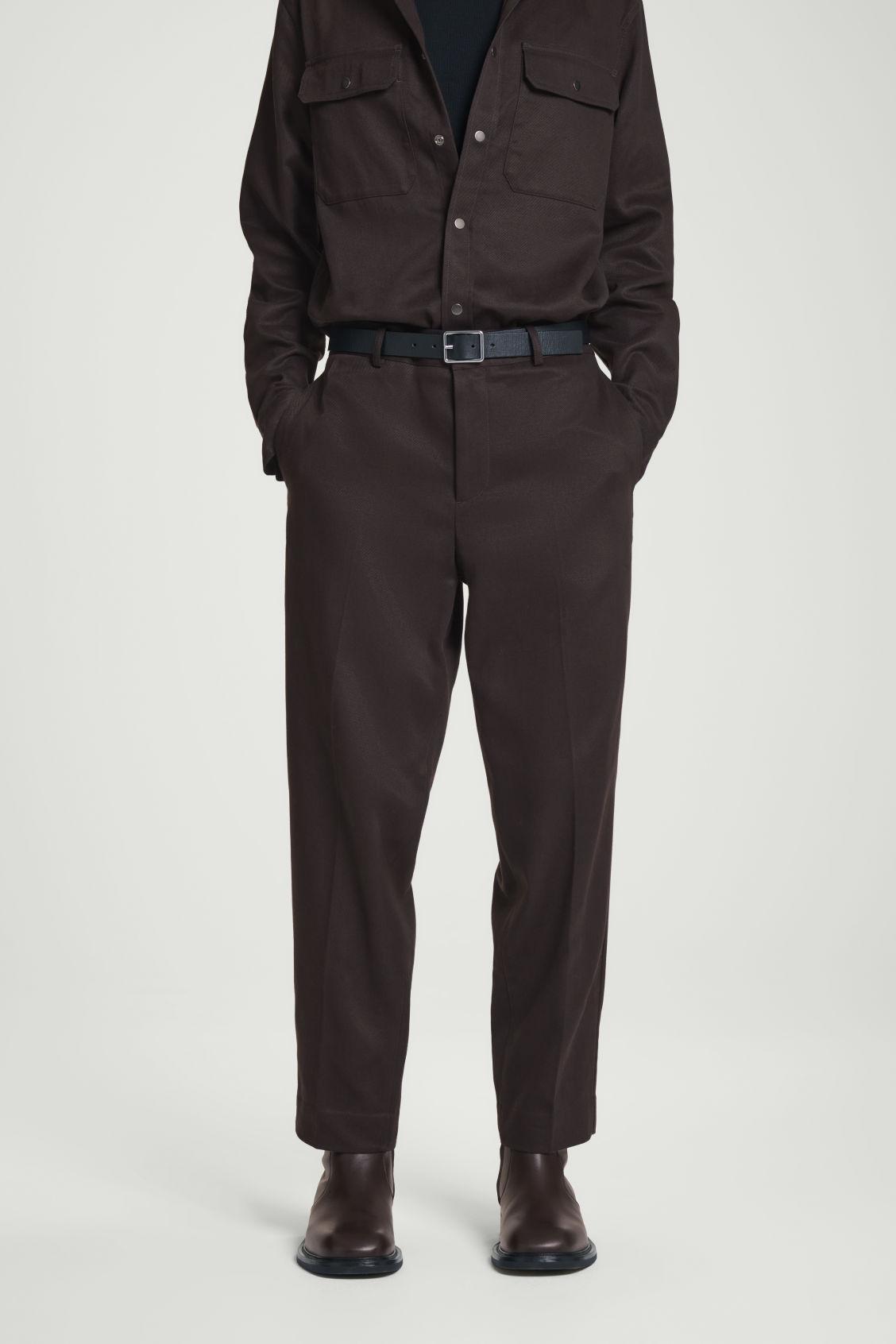 TOPSTITCHED TAPERED PANTS Product Image