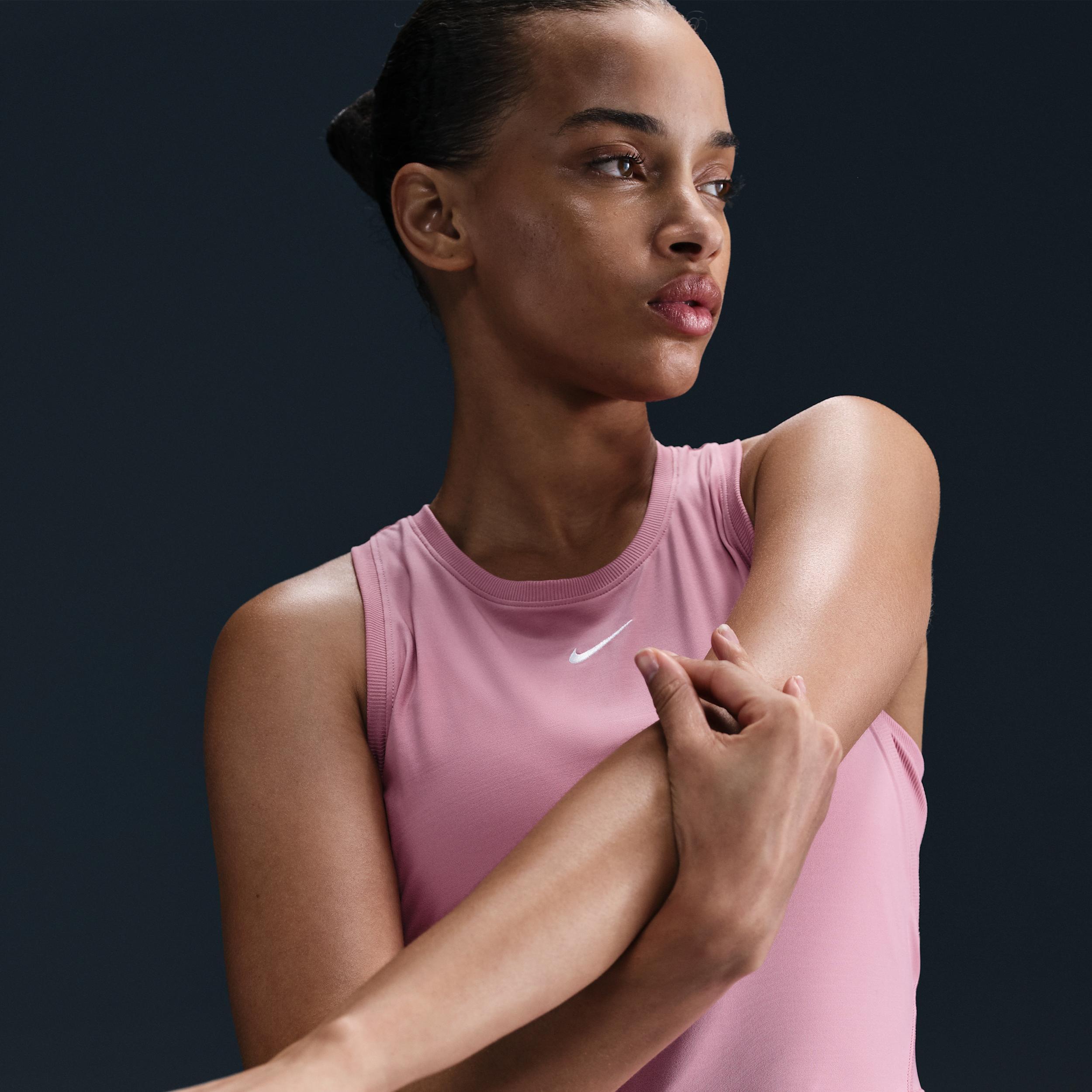 Nike Victory Women's Dri-FIT Tennis Dress Product Image