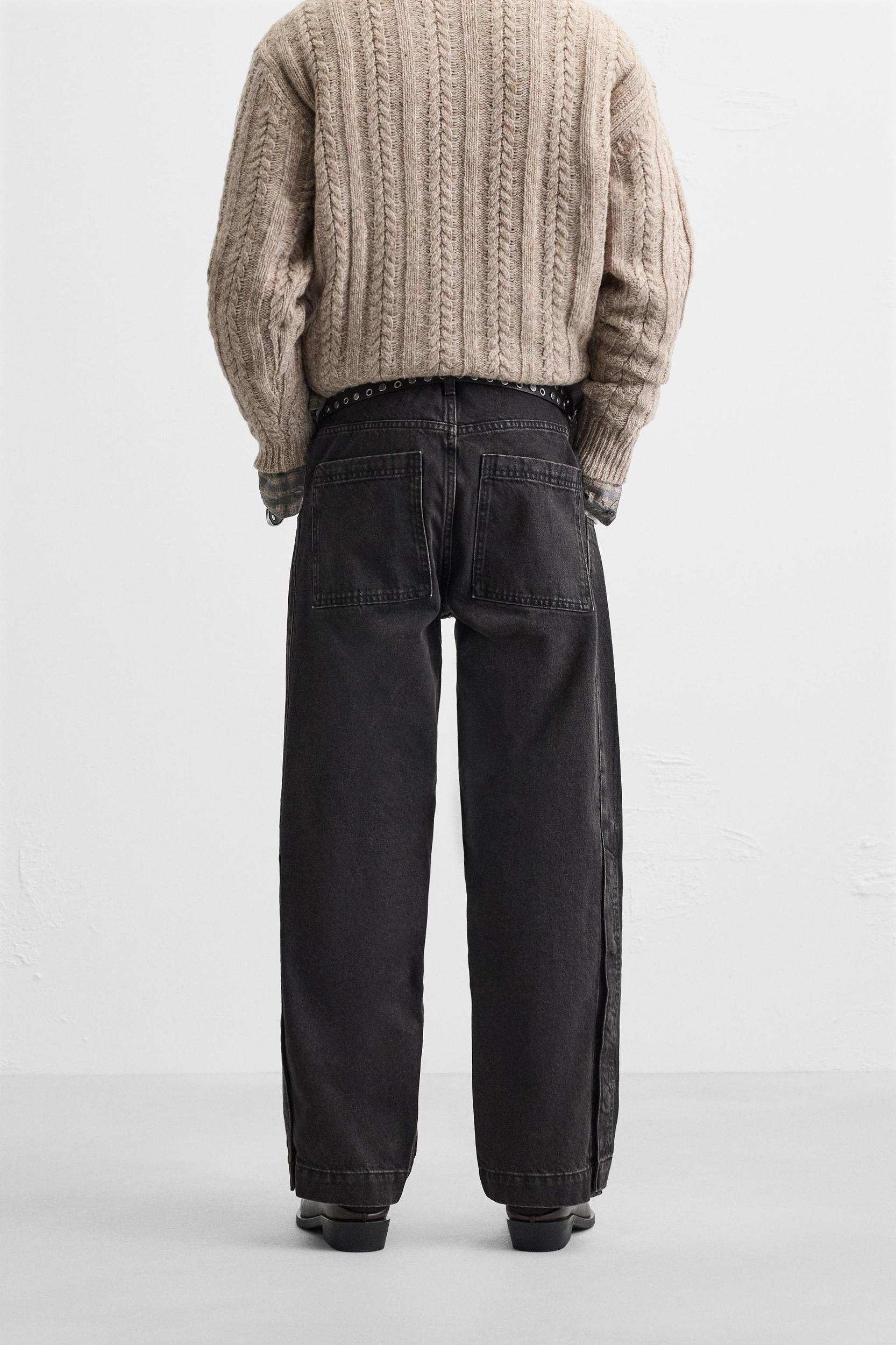 WASHED RELAXED FIT JEANS Product Image