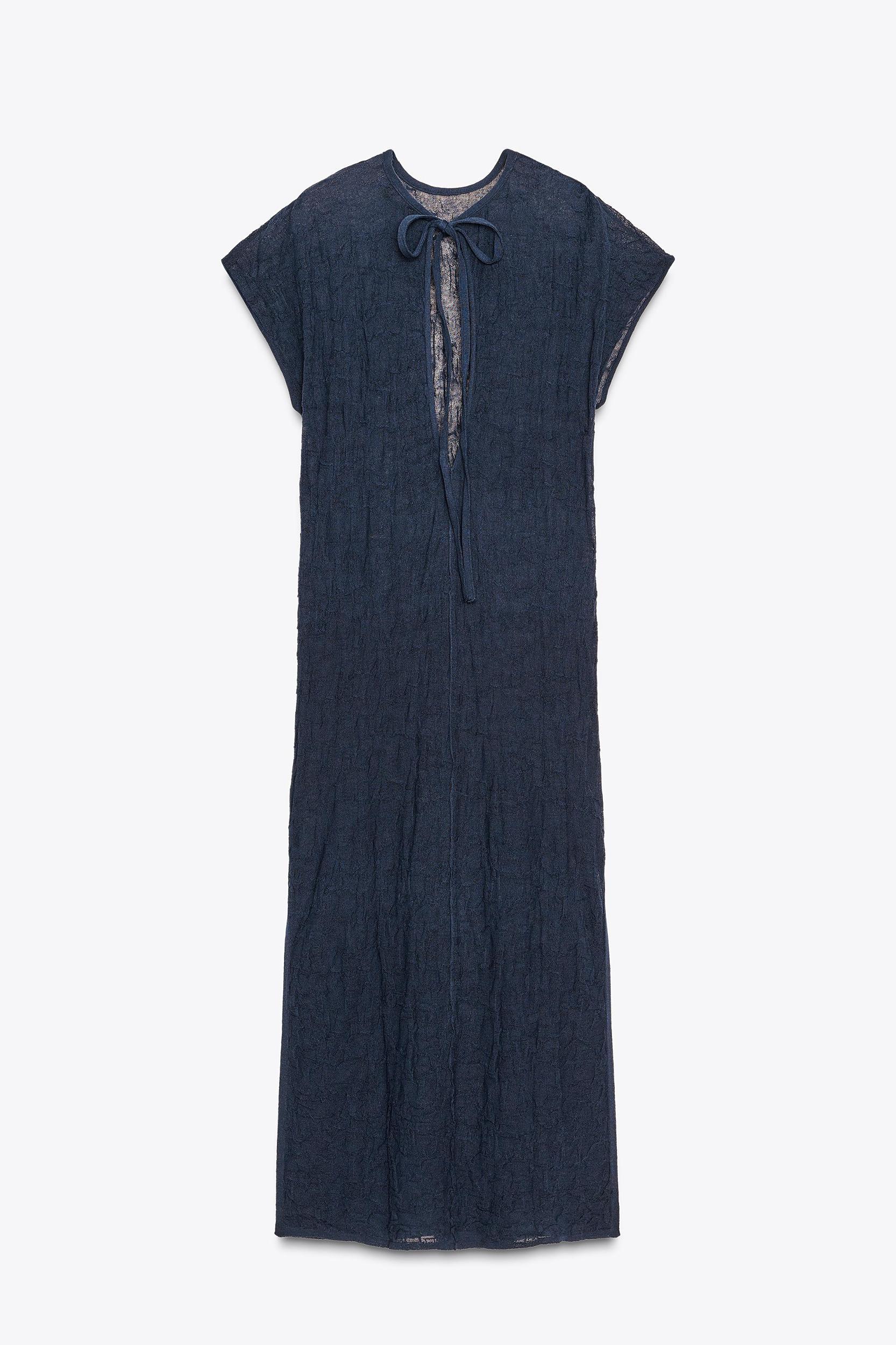 WRINKLED EFFECT FINE KNIT MIDI DRESS Product Image