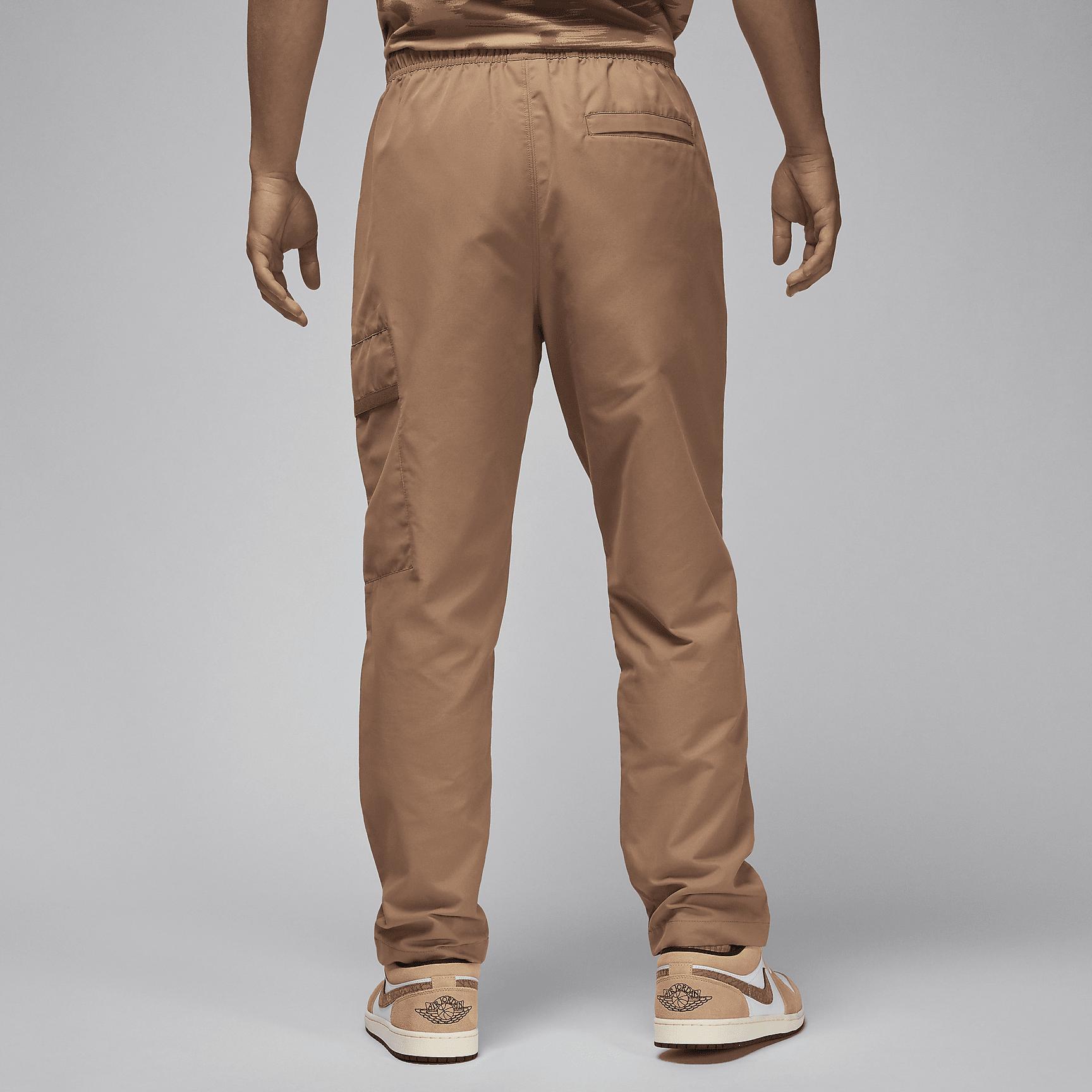 Jordan Essentials Men's Woven Pants Product Image