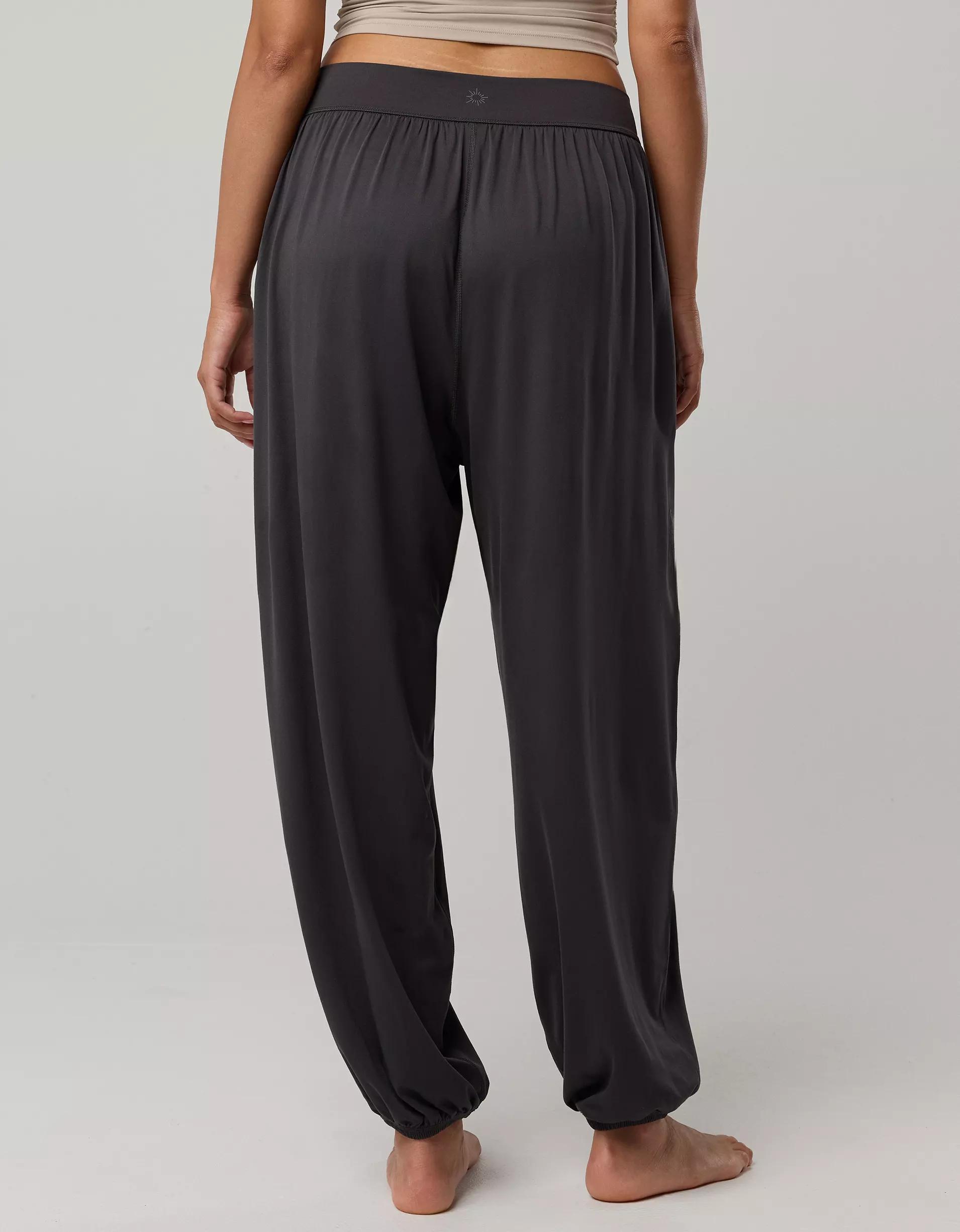 OFFLINE By Aerie The Hugger Go With The Flow Jogger Product Image