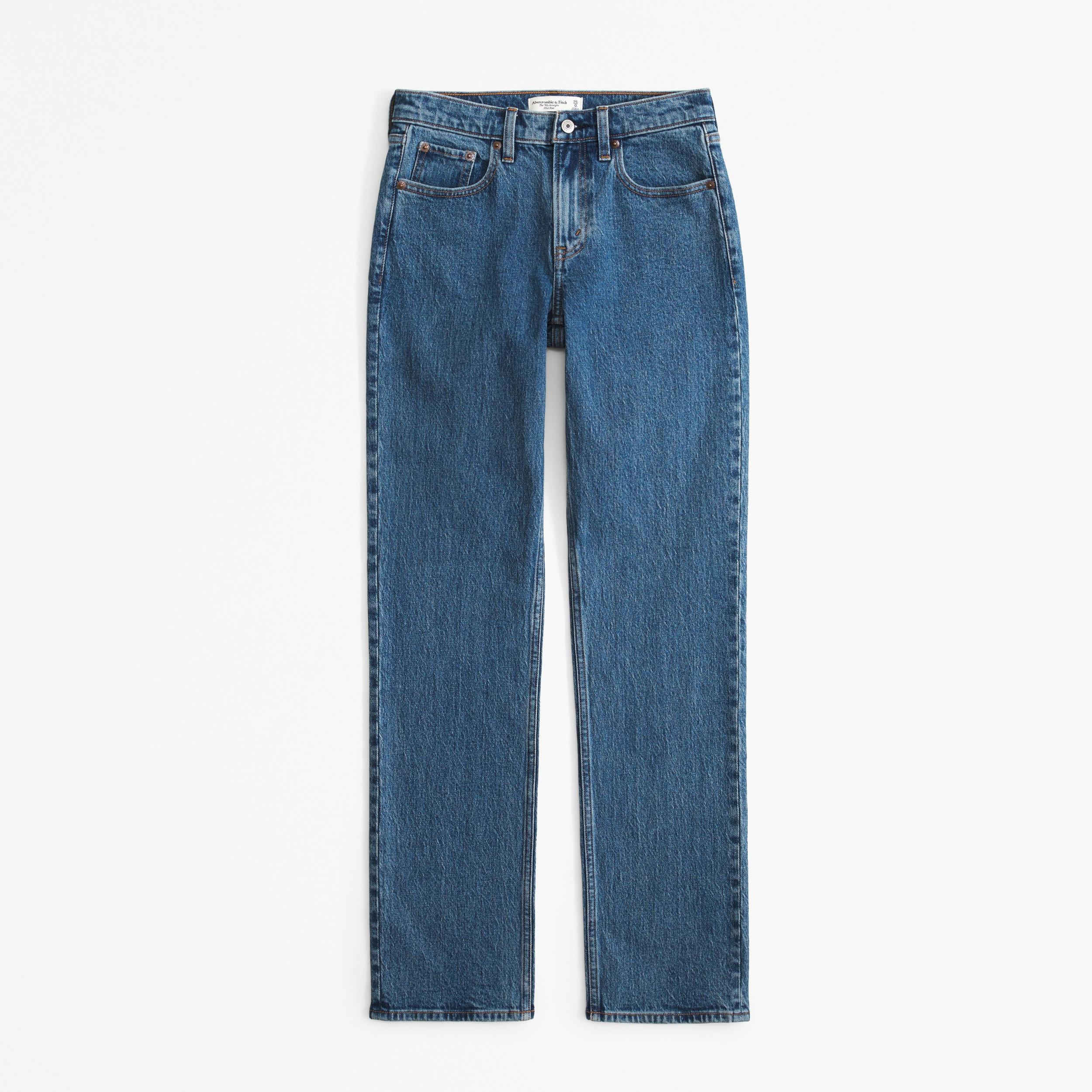Curve Love Mid Rise 90s Straight Jean Product Image