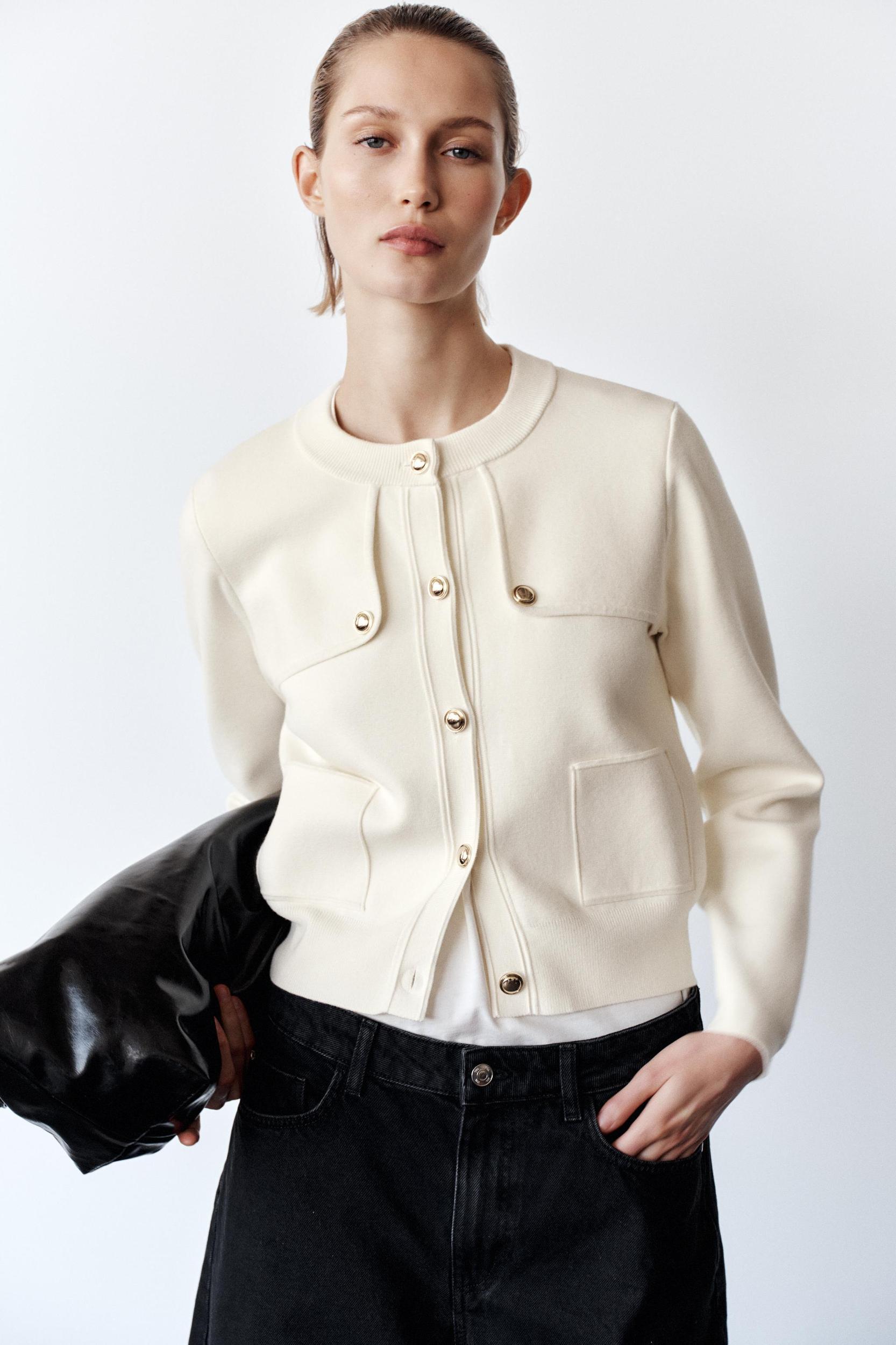 KNIT CARDIGAN WITH GOLDEN BUTTONS Product Image