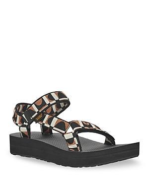 Universal Midform Sandals Product Image