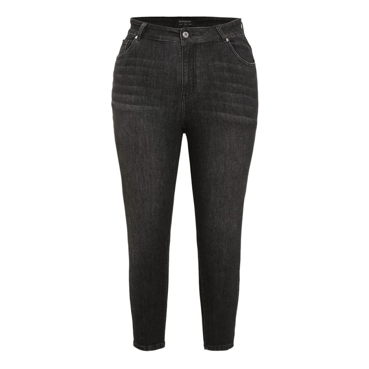 Plus Size Very Stretchy High Rise Black Wash Vintage Jeans Women Black Casual Plain High stretch Pocket Jeans BloomChic 10/M Product Image