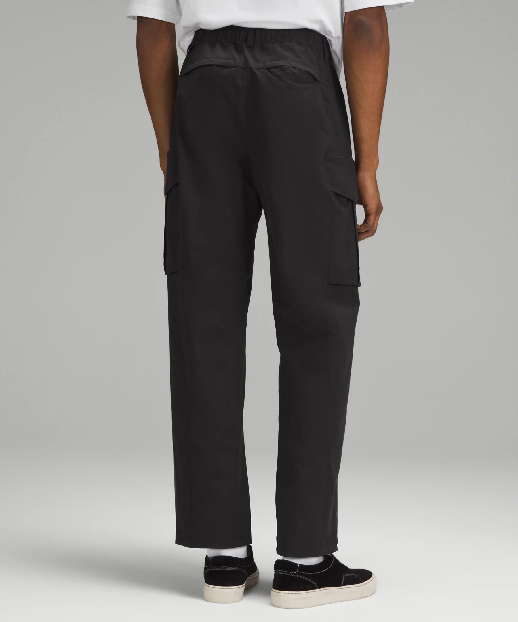 Stretch Cotton VersaTwill Relaxed-Fit Cargo Pant Product Image