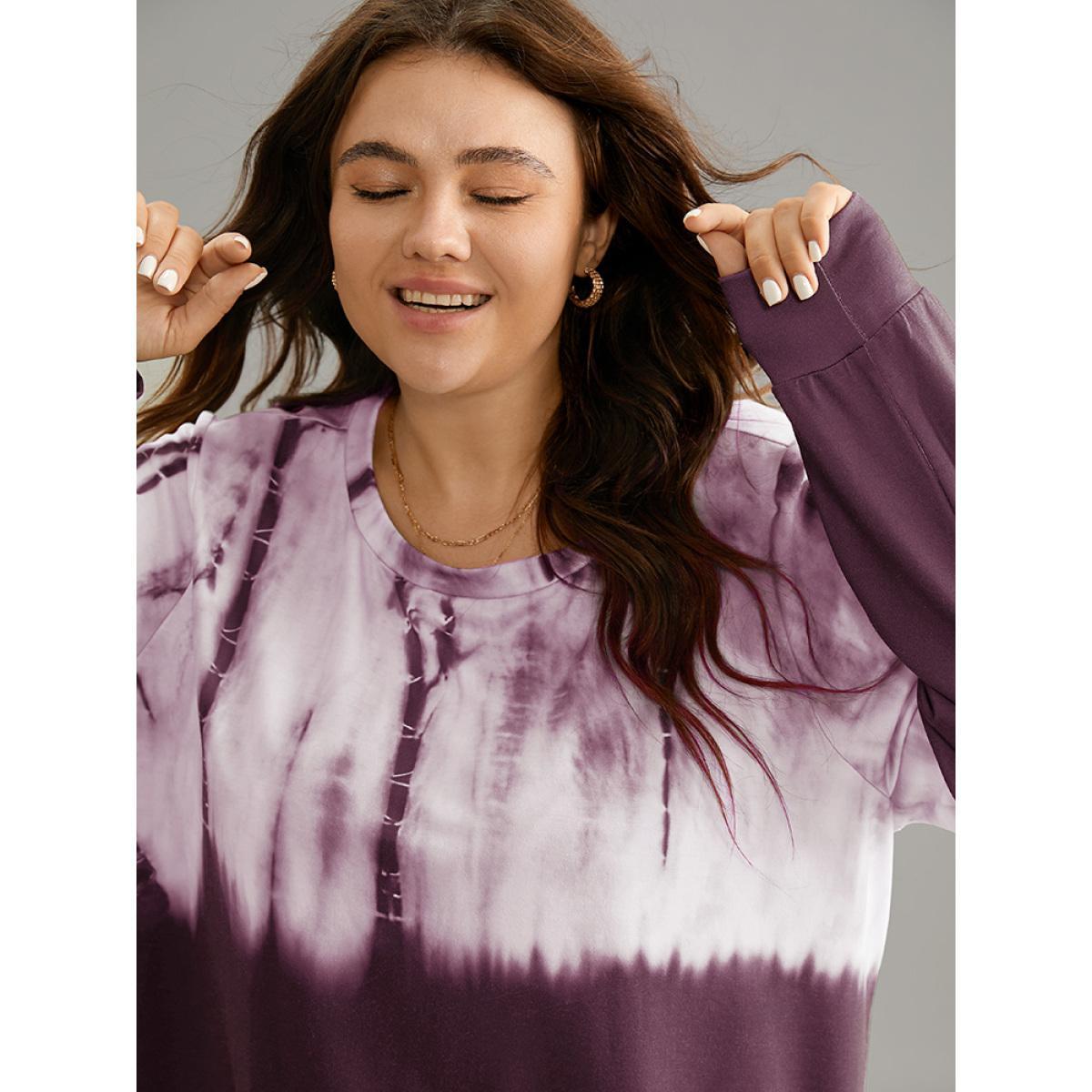 Plus Size Tie Dye Ombre Crew Neck Sweatshirt Women Purple Casual Tie Dye Round Neck Dailywear Sweatshirts BloomChic 18-20/2X Product Image