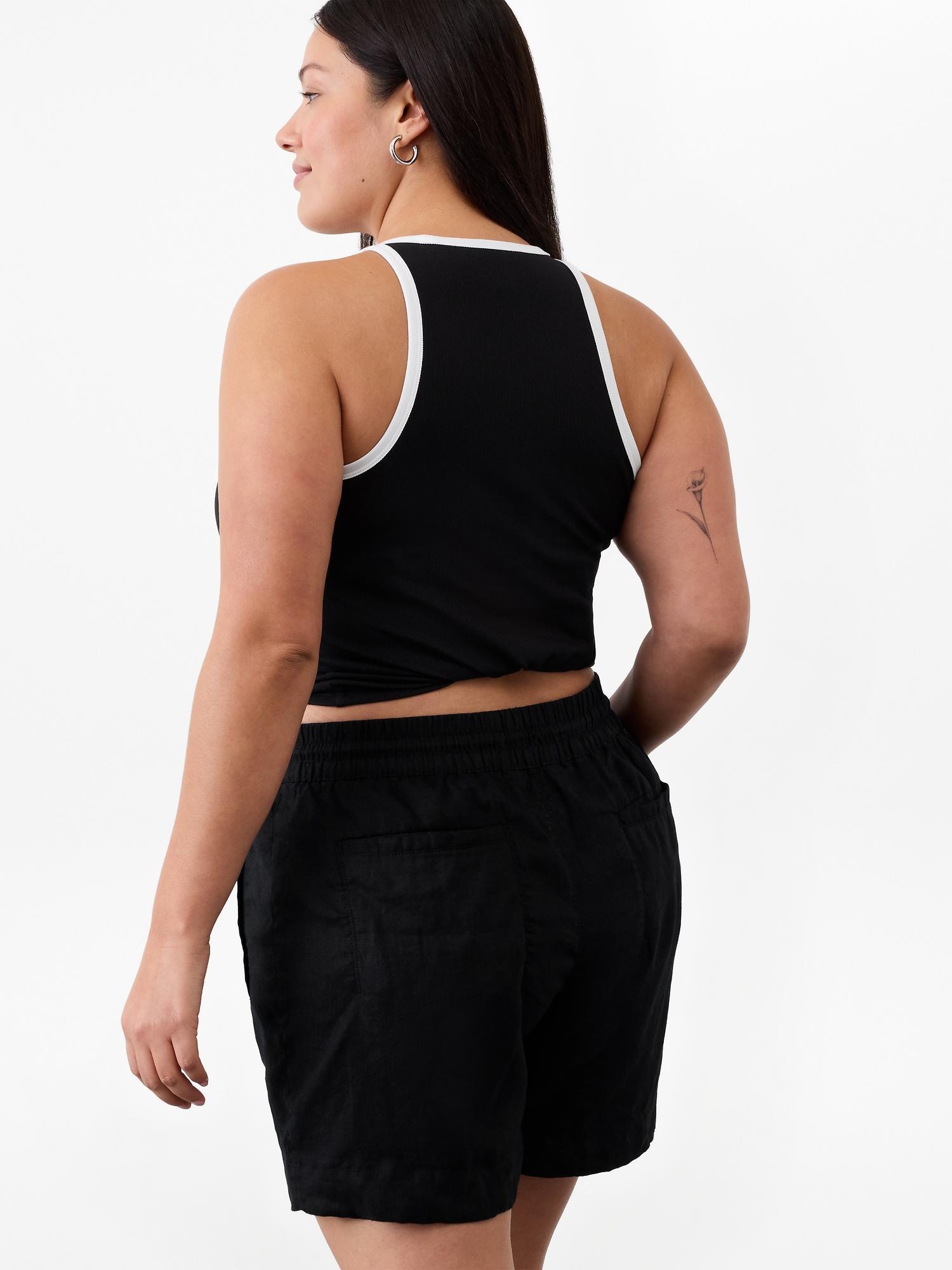 Retreat Linen Mid Rise Short Product Image