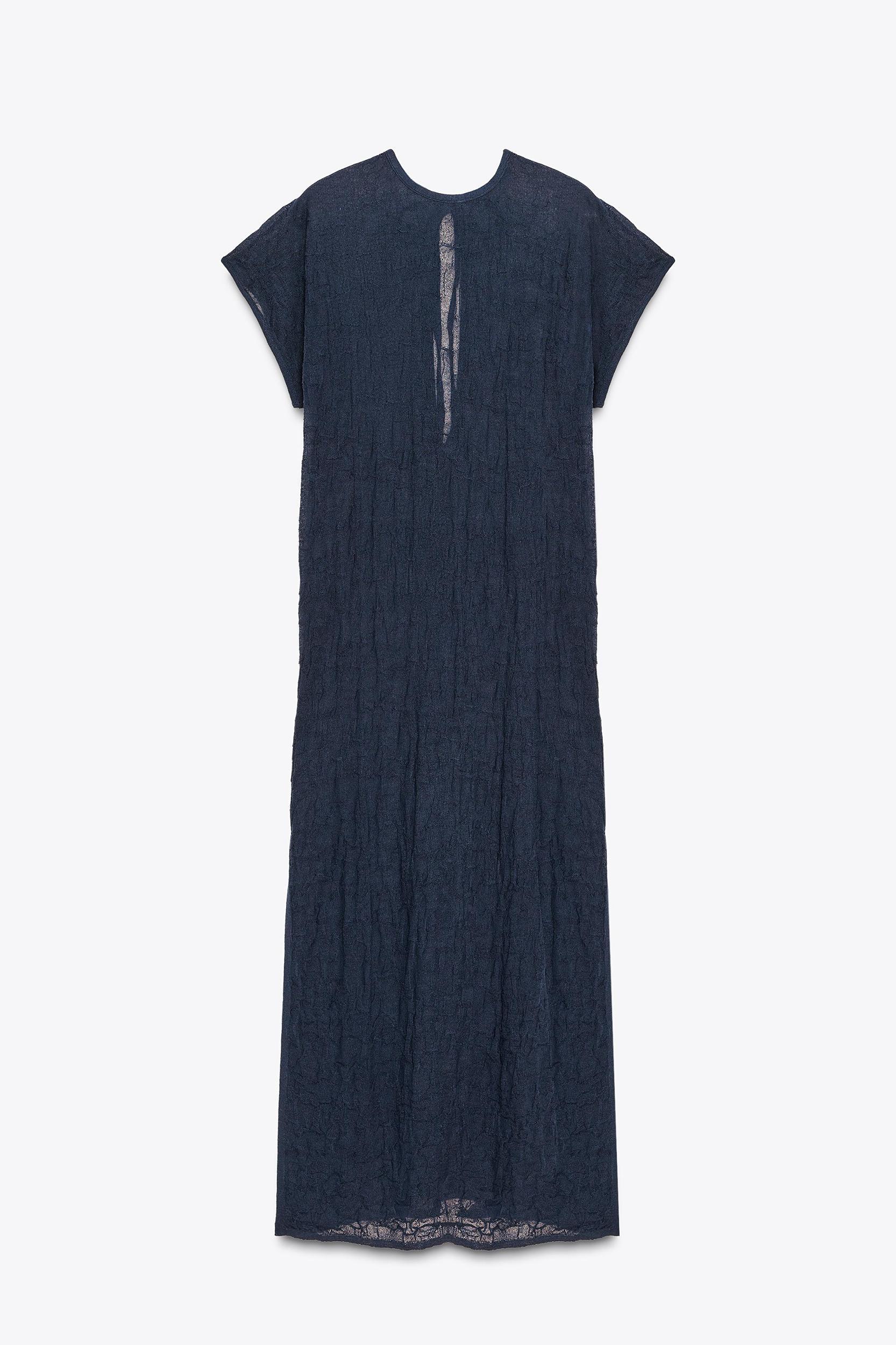 WRINKLED EFFECT FINE KNIT MIDI DRESS Product Image