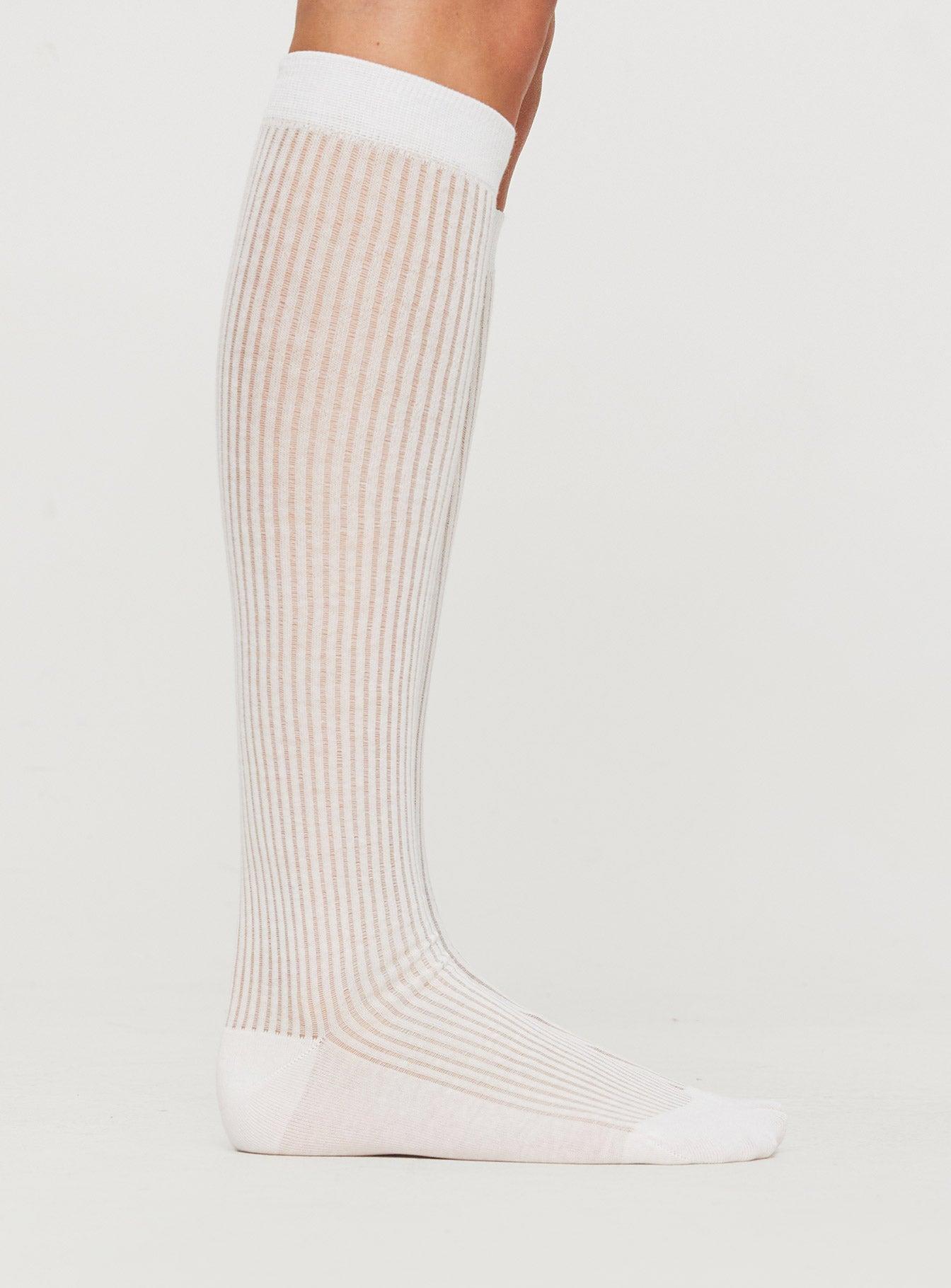 Artizan Socks White Product Image