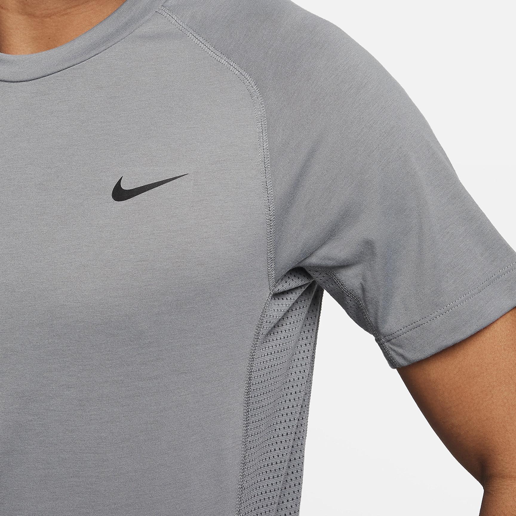 Nike Flex Rep Men's Dri-FIT Short-Sleeve Fitness Top Product Image