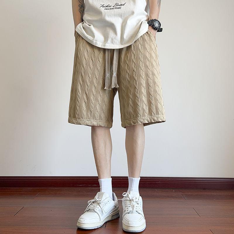 Mid Rise Patterned Shorts Product Image