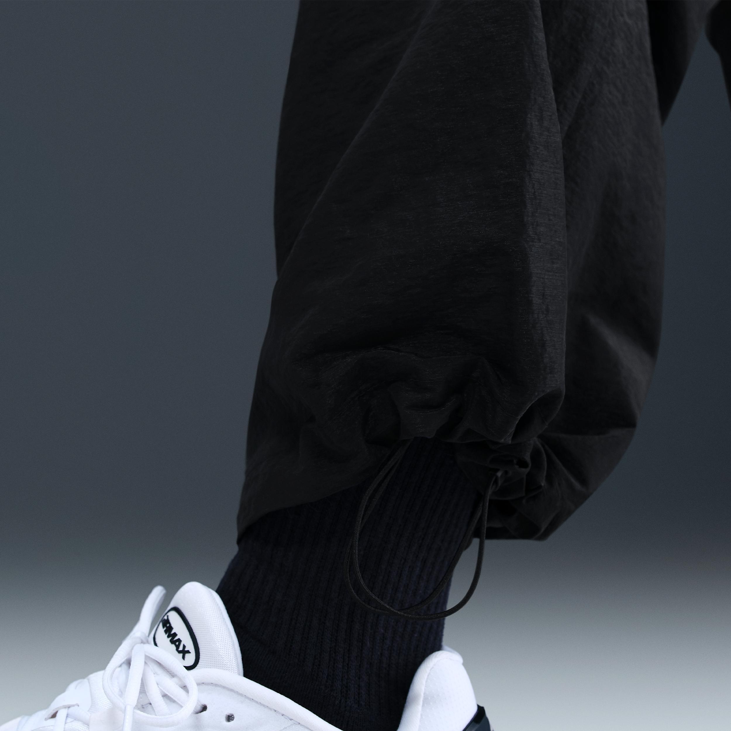 Nike Men's Tech Woven Convertible Oversized Pants Product Image