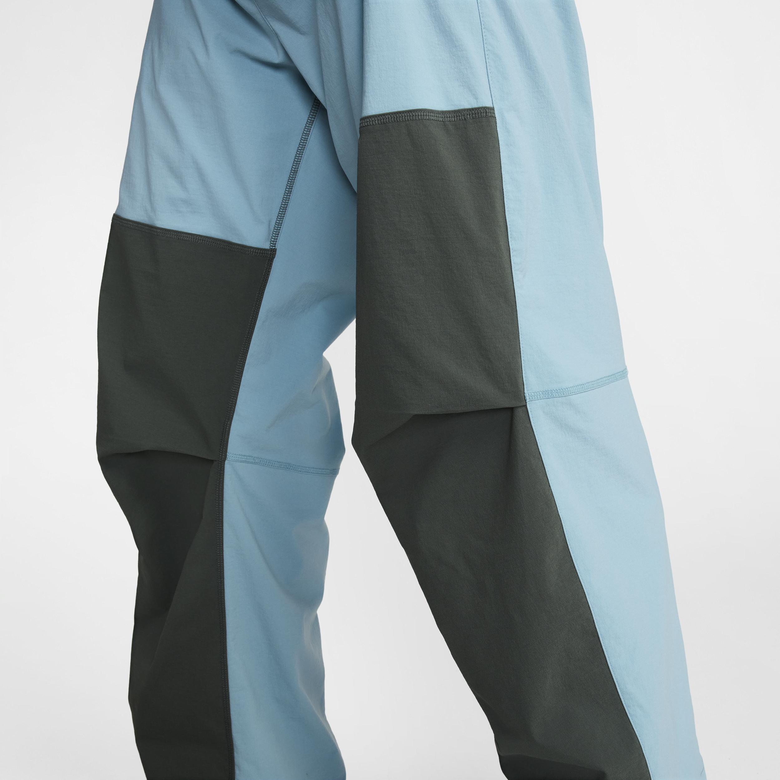 Nike Men's Tech Woven Oversized Pants Product Image