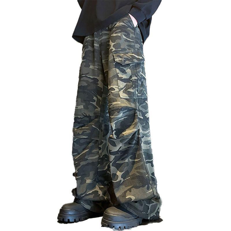 Camouflage Print Wide Leg Cargo Pants Product Image