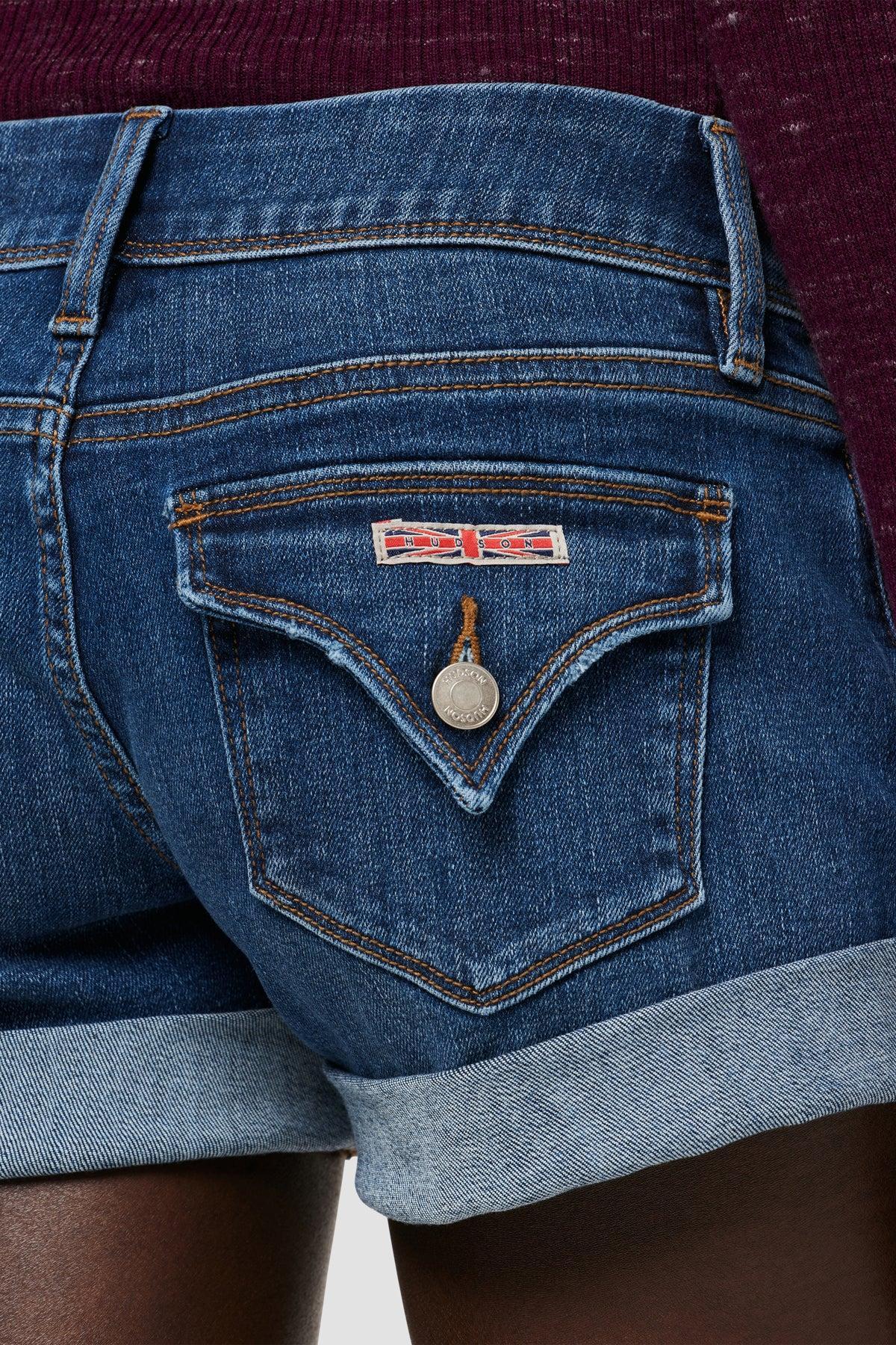 Croxley Mid-Rise Short Female Product Image