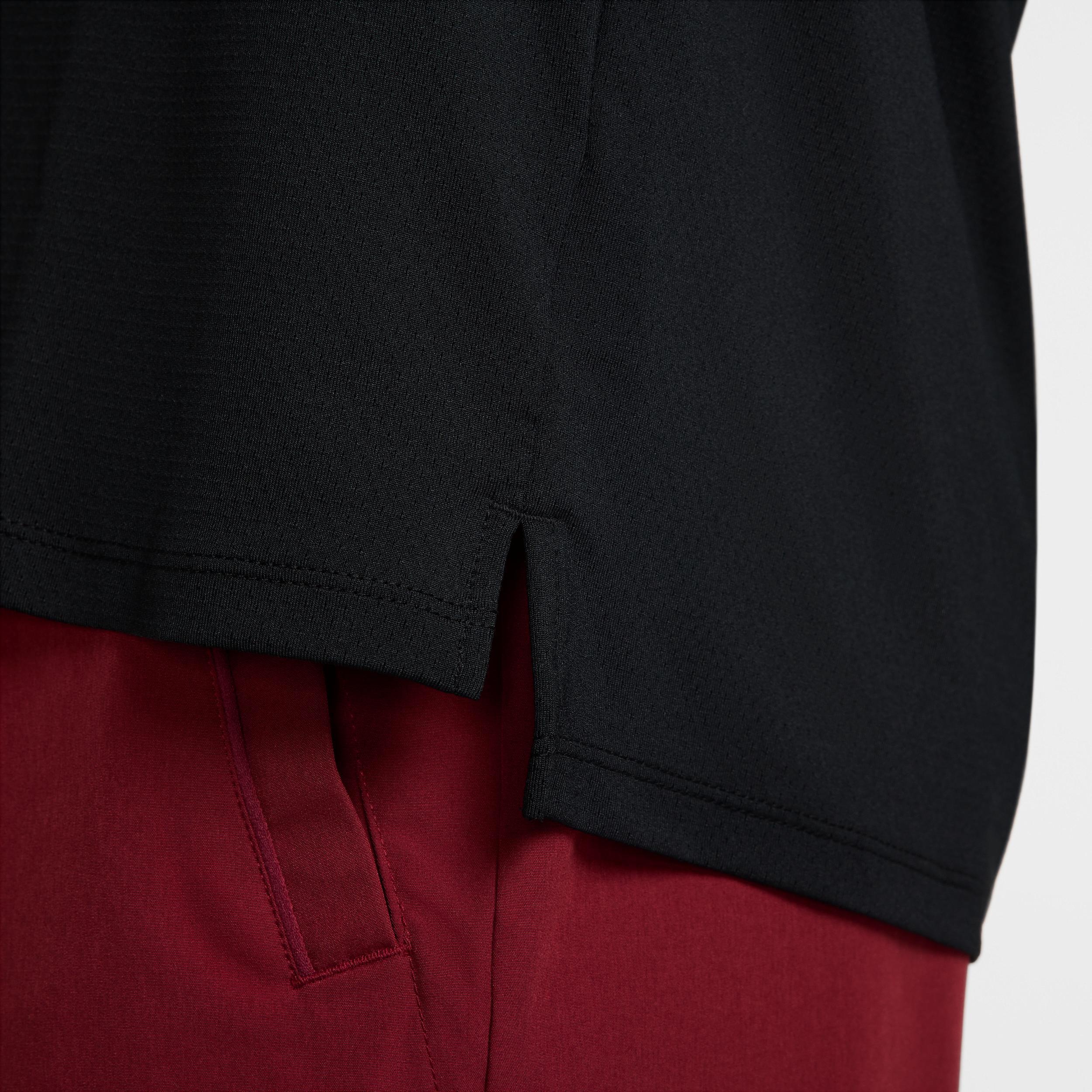 NikeCourt Advantage Men's Dri-FIT Tennis Top Product Image