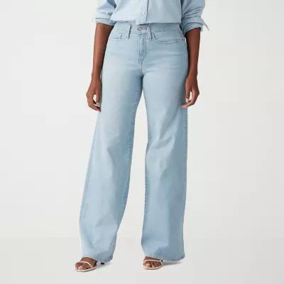 Levi's® Women’s Mid Rise 318 Shaping Wide Leg Jeans Product Image