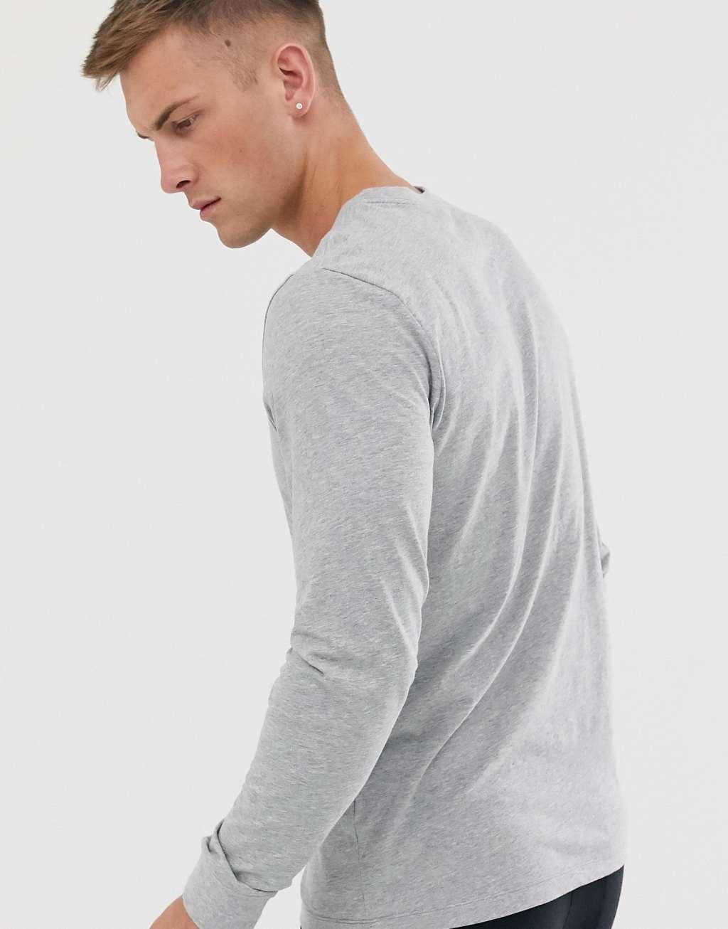 Nike Club long sleeve T-shirt in gray heather Product Image