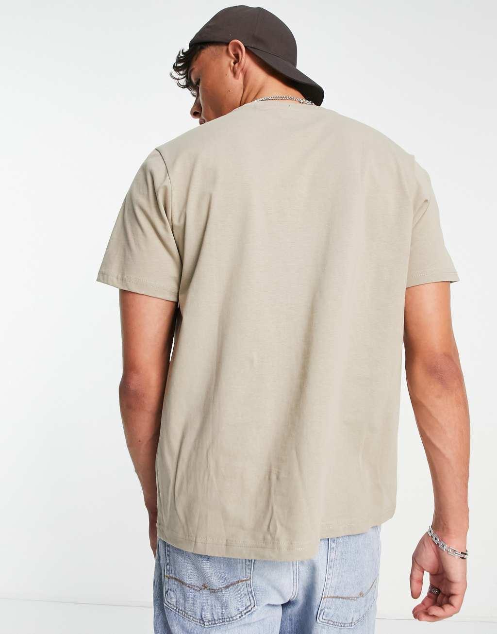Pull & Bear t-shirt Product Image