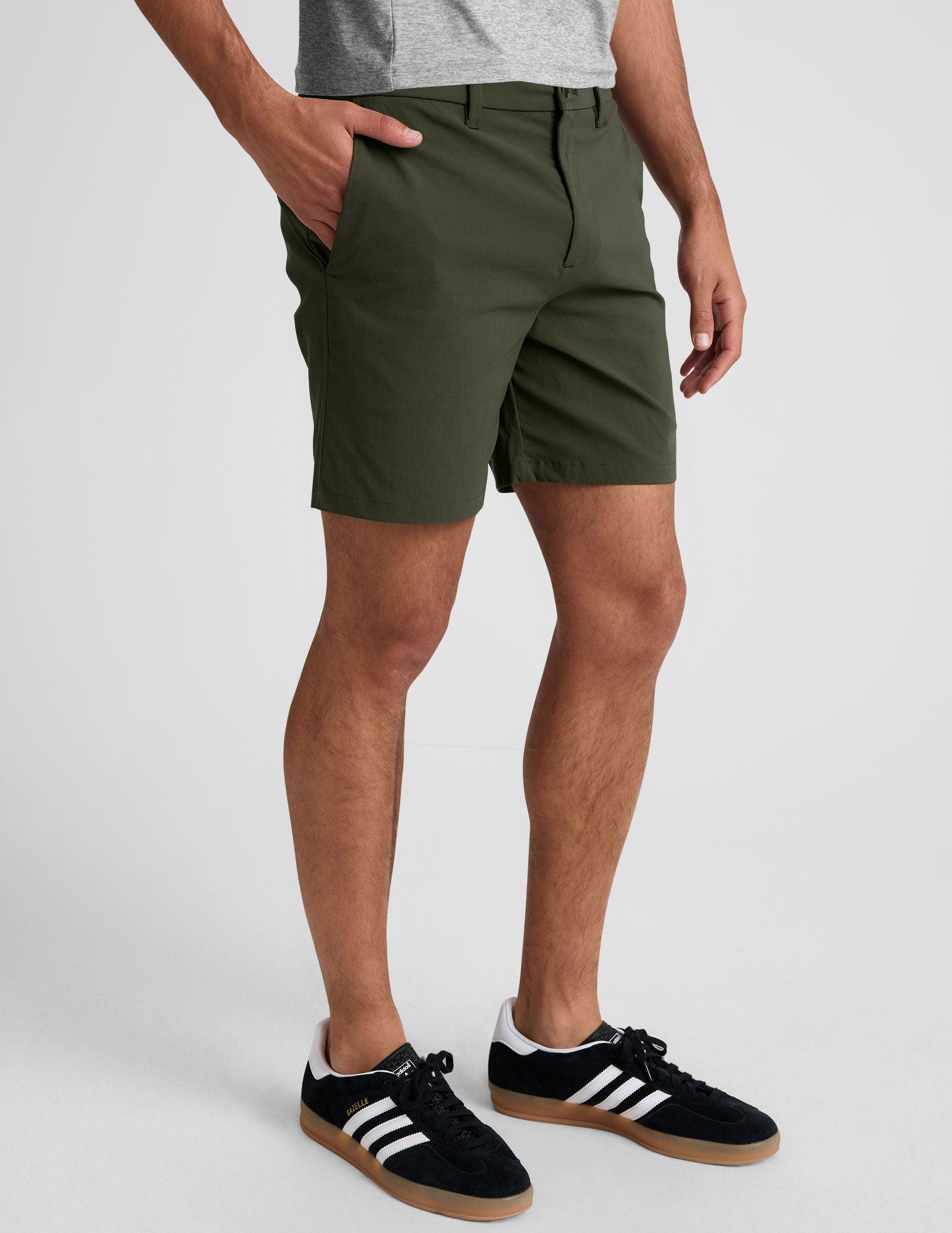 Essential Men's Chino Short Male Product Image