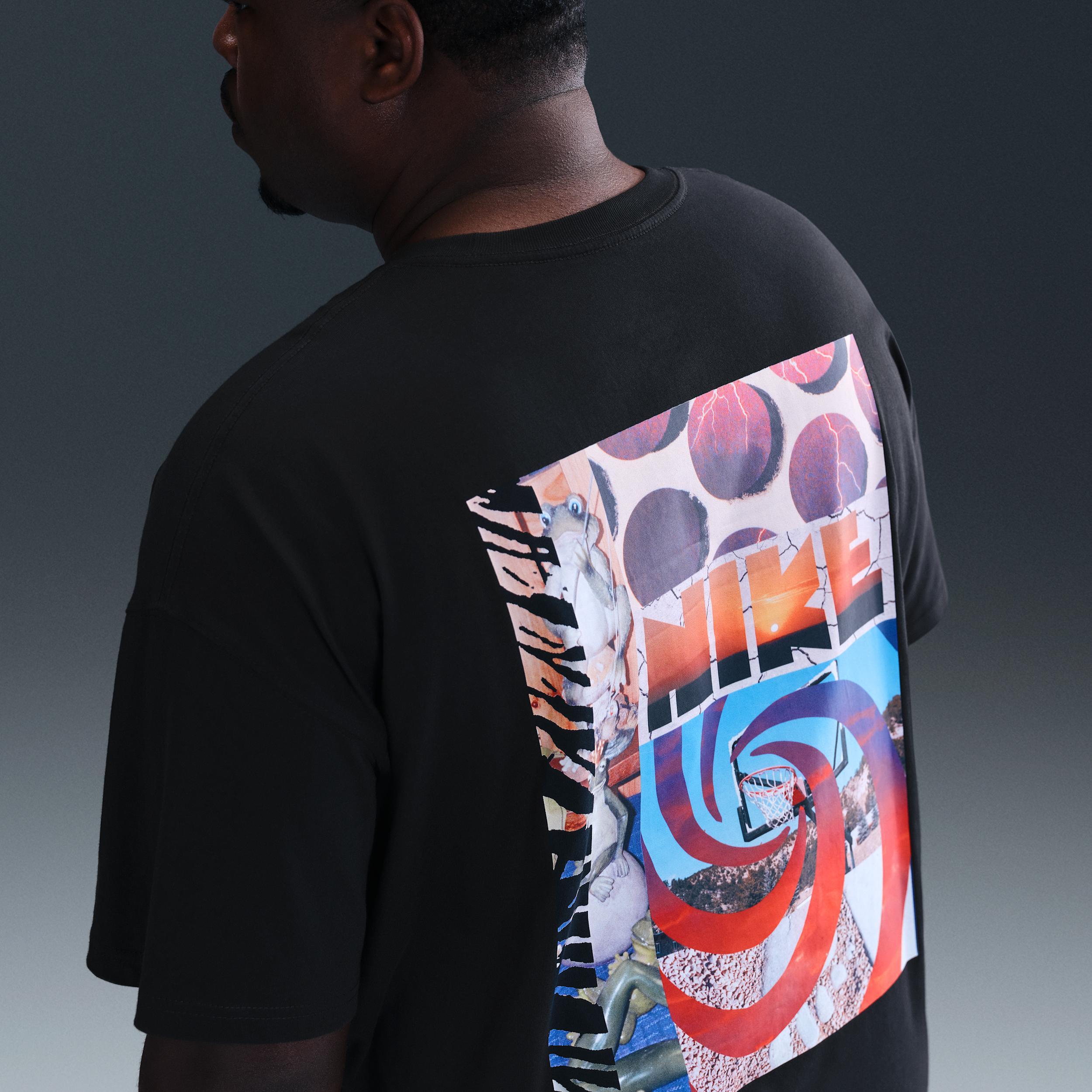 Nike Sportswear Men's Max90 T-Shirt Product Image