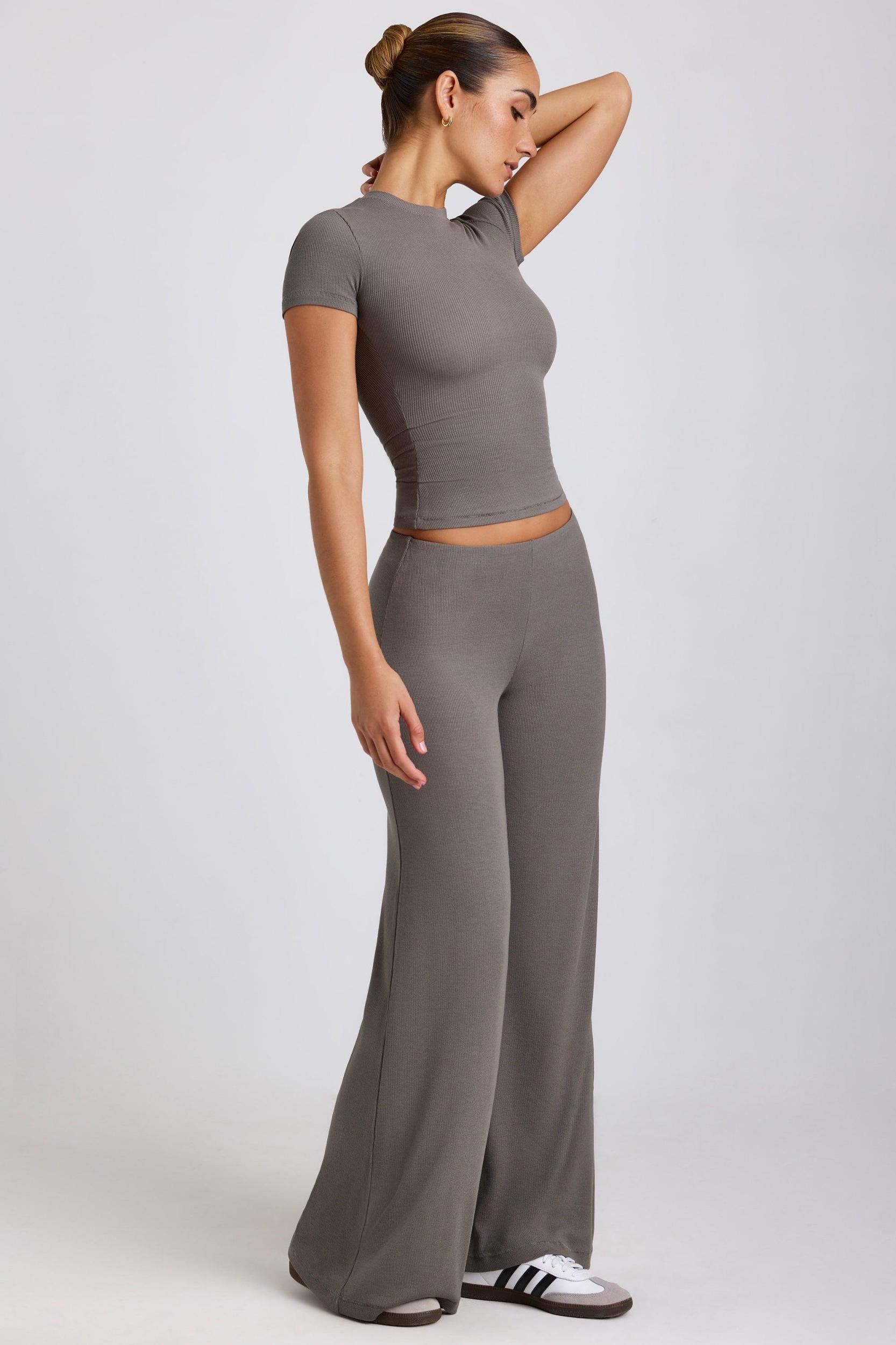 Mid Rise Wide Leg Trouser in Grey Product Image
