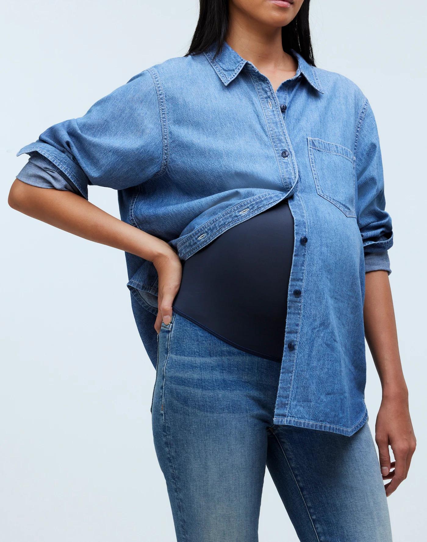 Petite Maternity Over-the-Belly Kick Out Crop Jeans in Oneida Wash Product Image