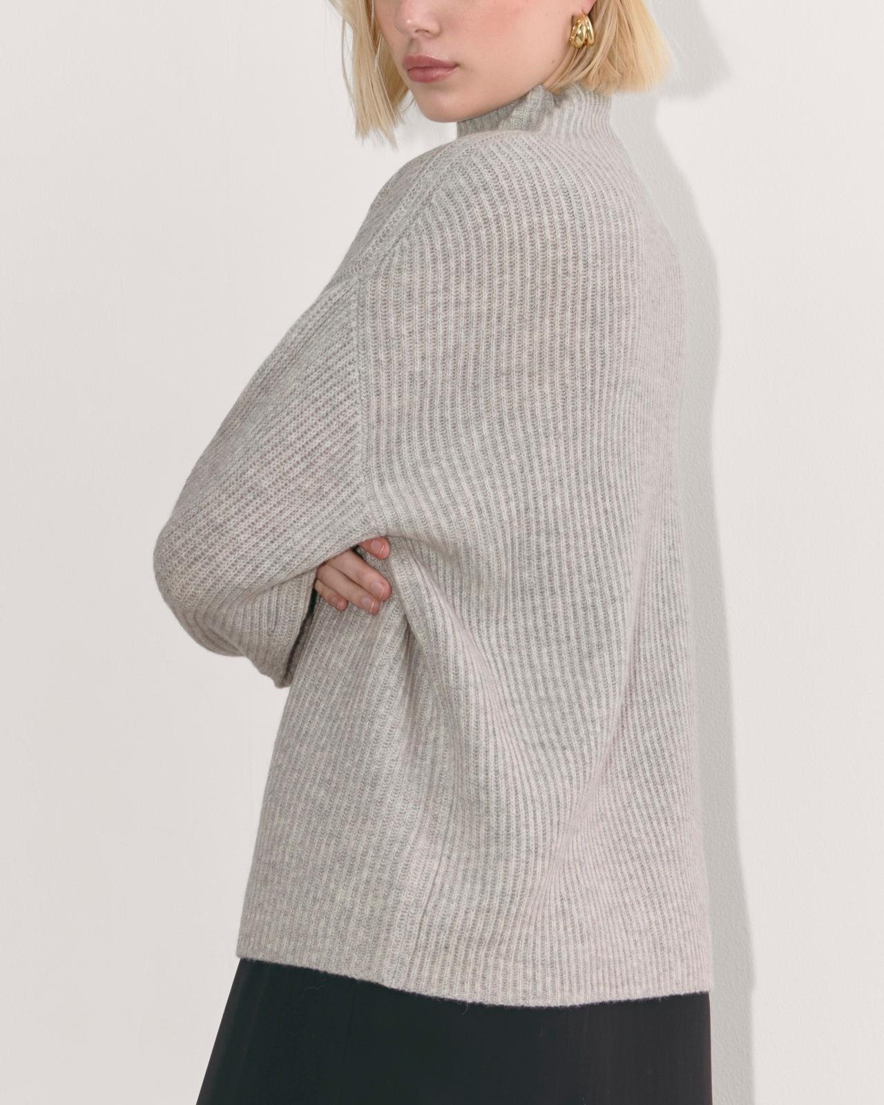 The Fisherman Turtleneck in Wool Cashmere Product Image