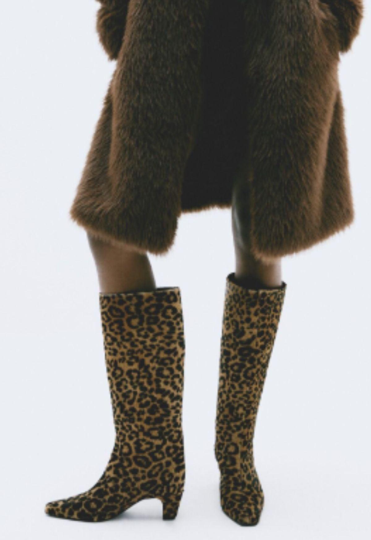 Dellia Up Boot Product Image