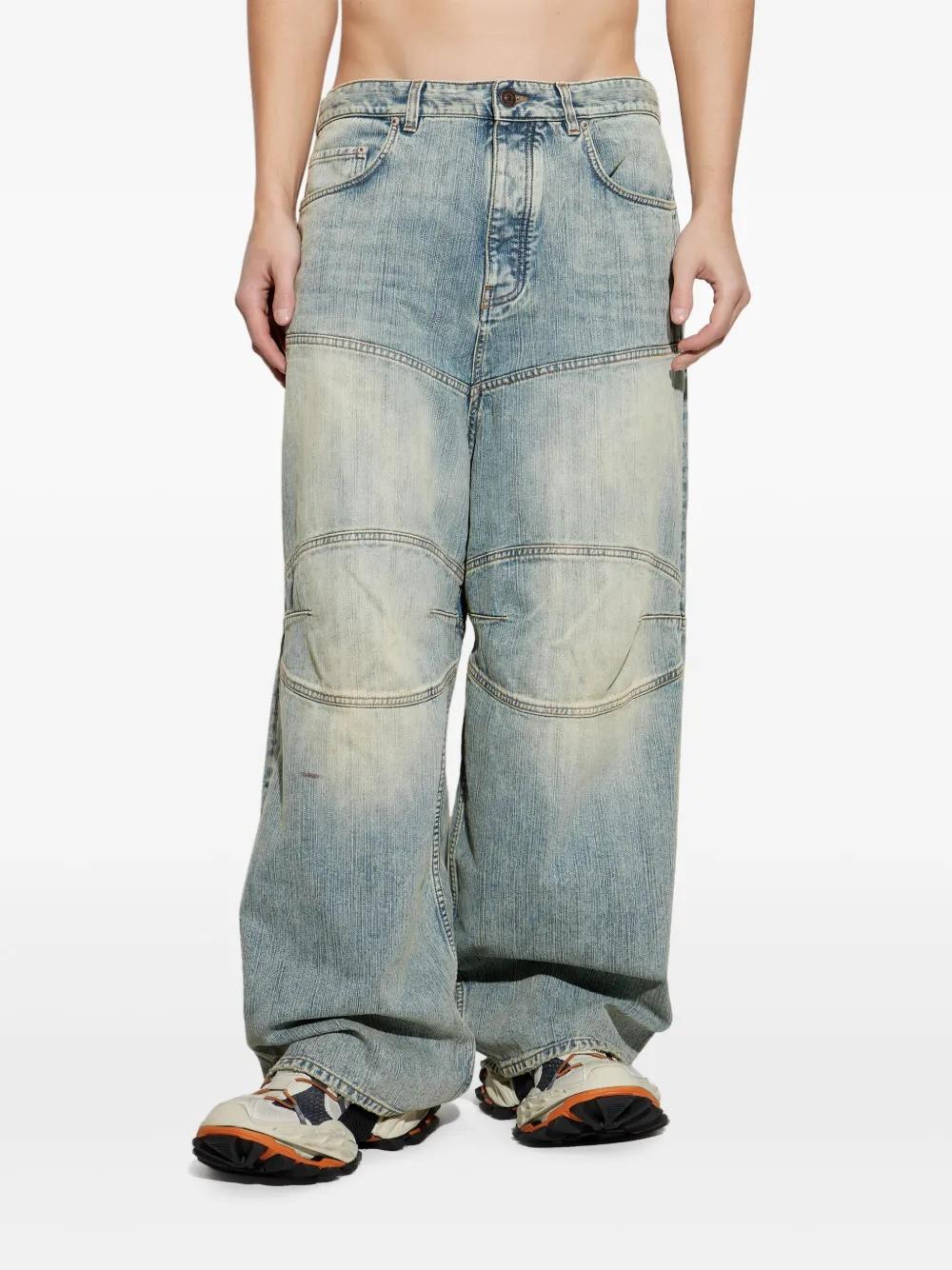 George V jeans Product Image