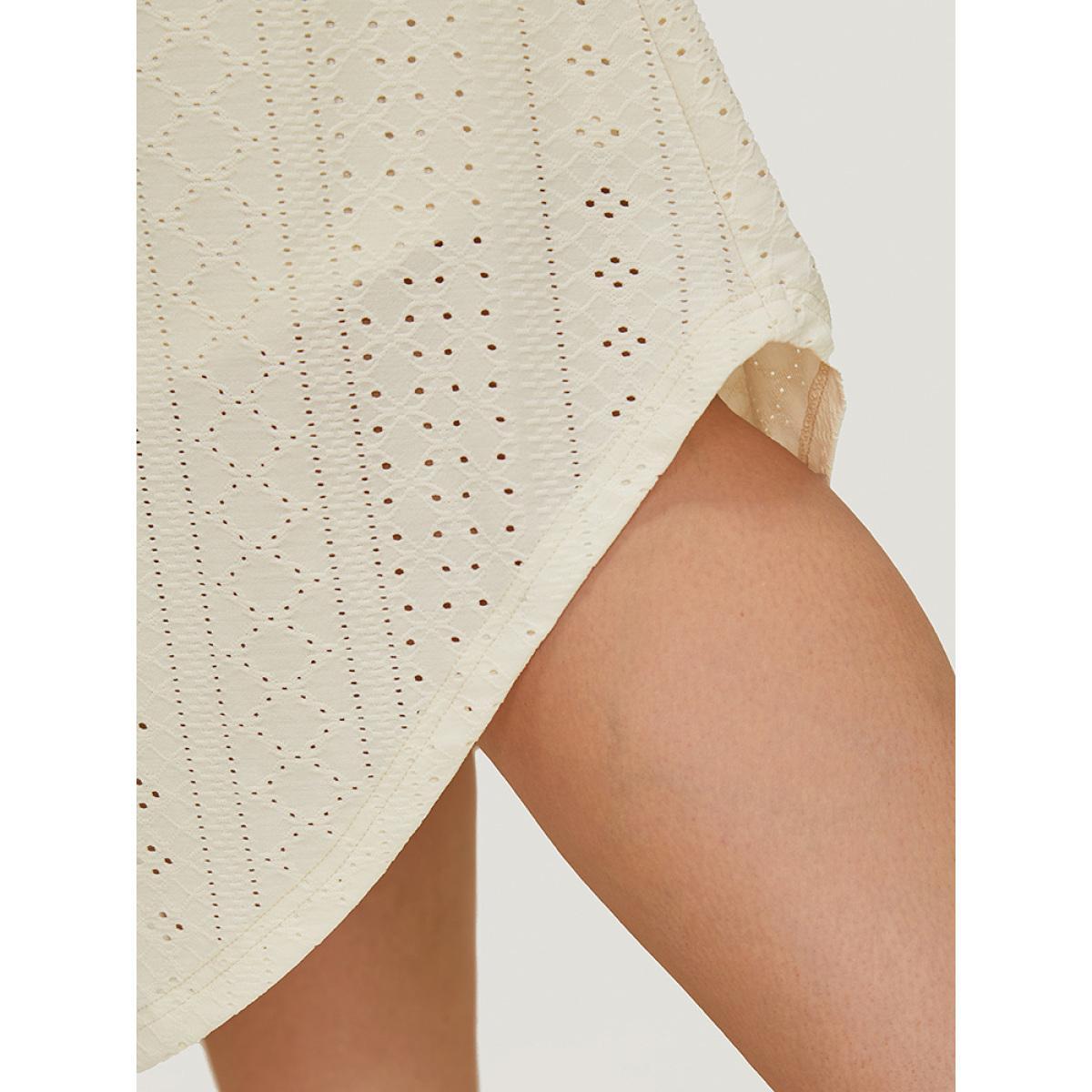 Plus Size Plain Lace Sleeve Pocket Arc Hem Broderie Anglaise Dress Beige Women Casual Lined Round Neck Short sleeve Curvy Midi Dress BloomChic 14-16/1X Product Image