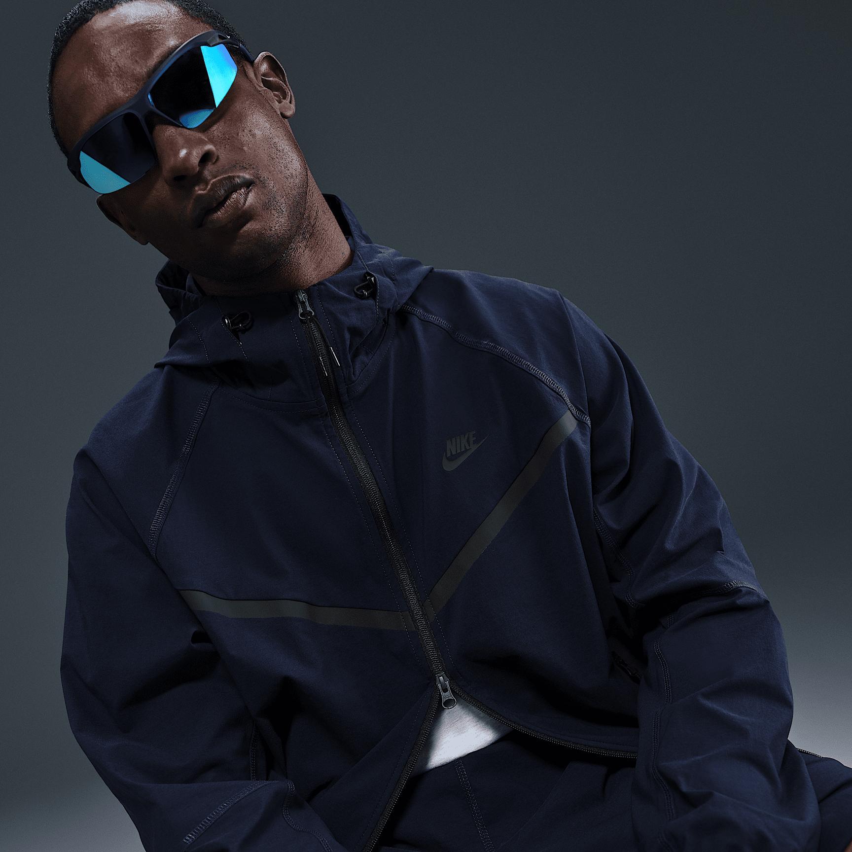 Nike Men's Tech Woven Jacket Product Image