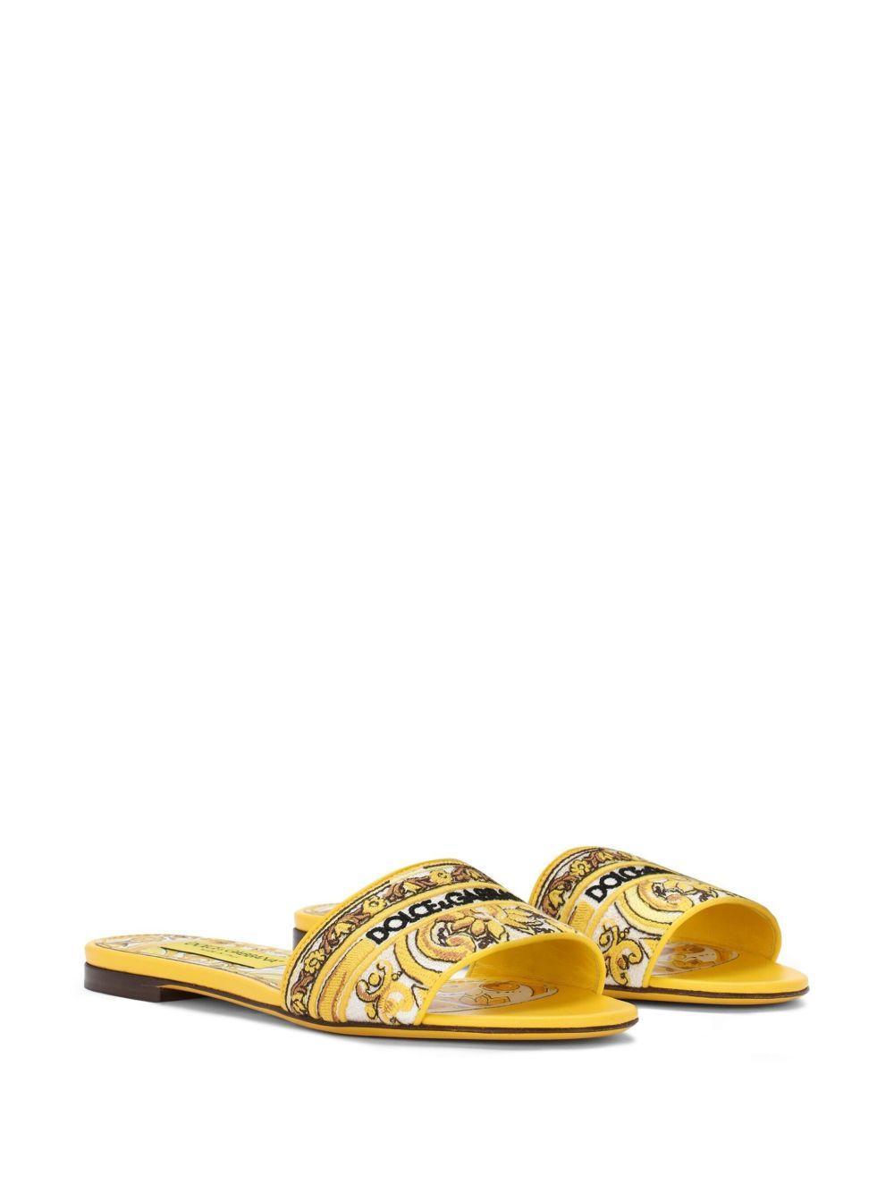 Bianca Majolica-pattern slides Product Image