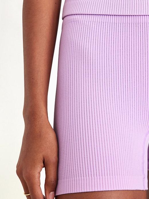Extra High-Waisted Seamless Ribbed Biker Shorts -- 4-inch inseam Product Image