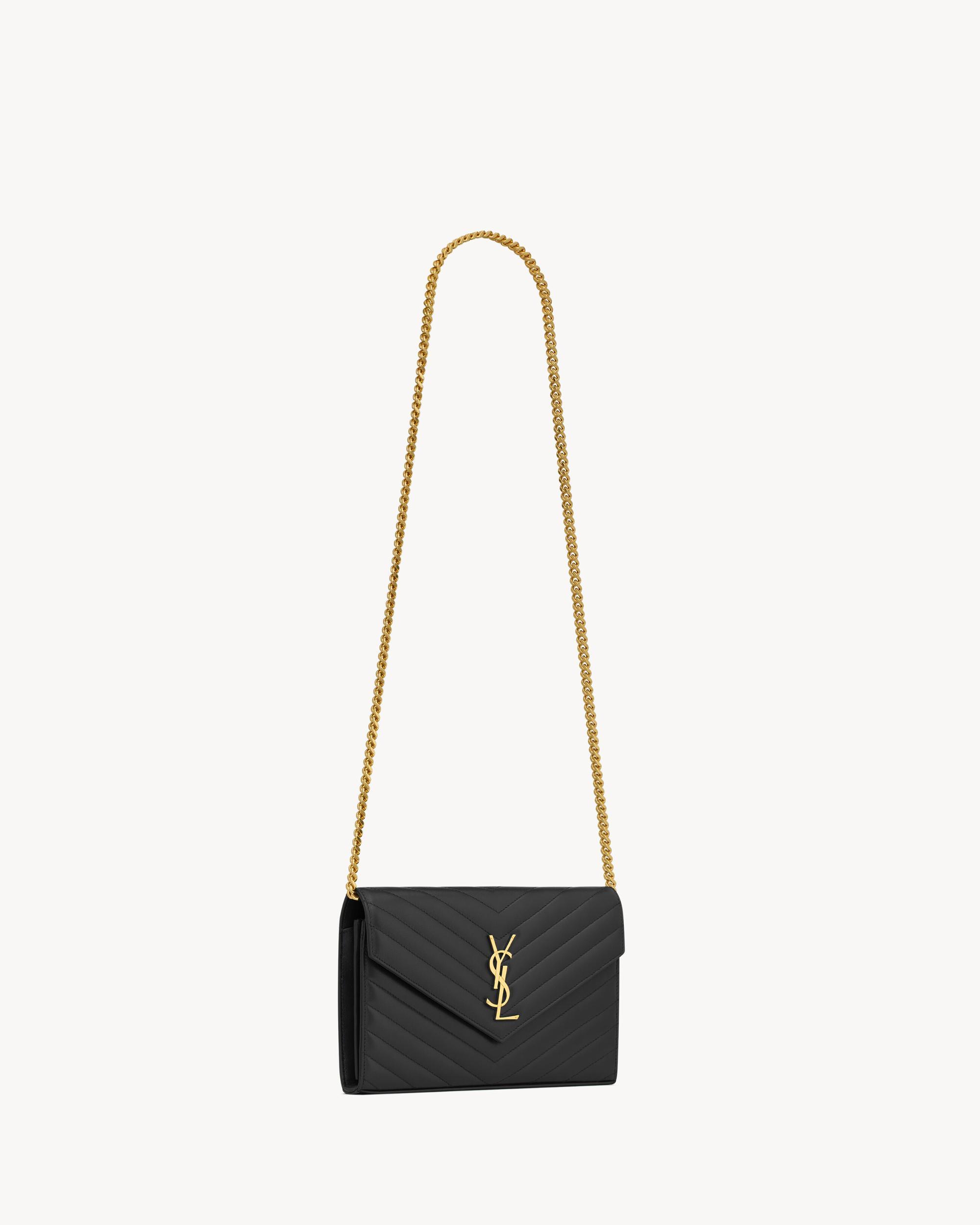 CASSANDRE CHAIN WALLET IN LAMBSKIN Product Image