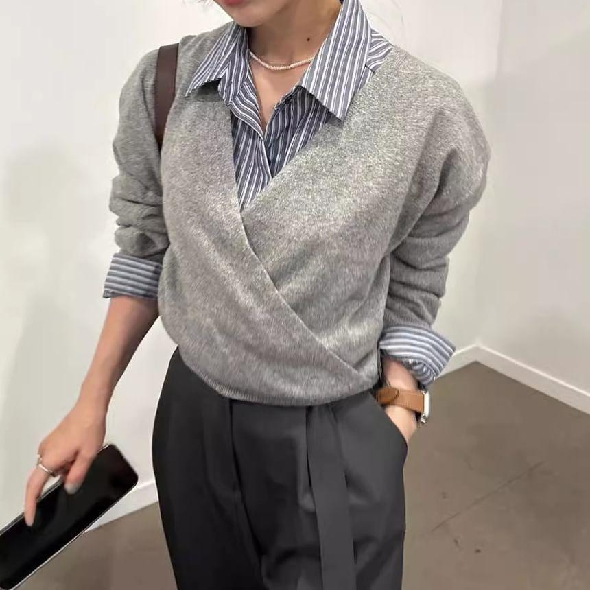 Long Sleeve Collared Striped Button Up Shirt Product Image