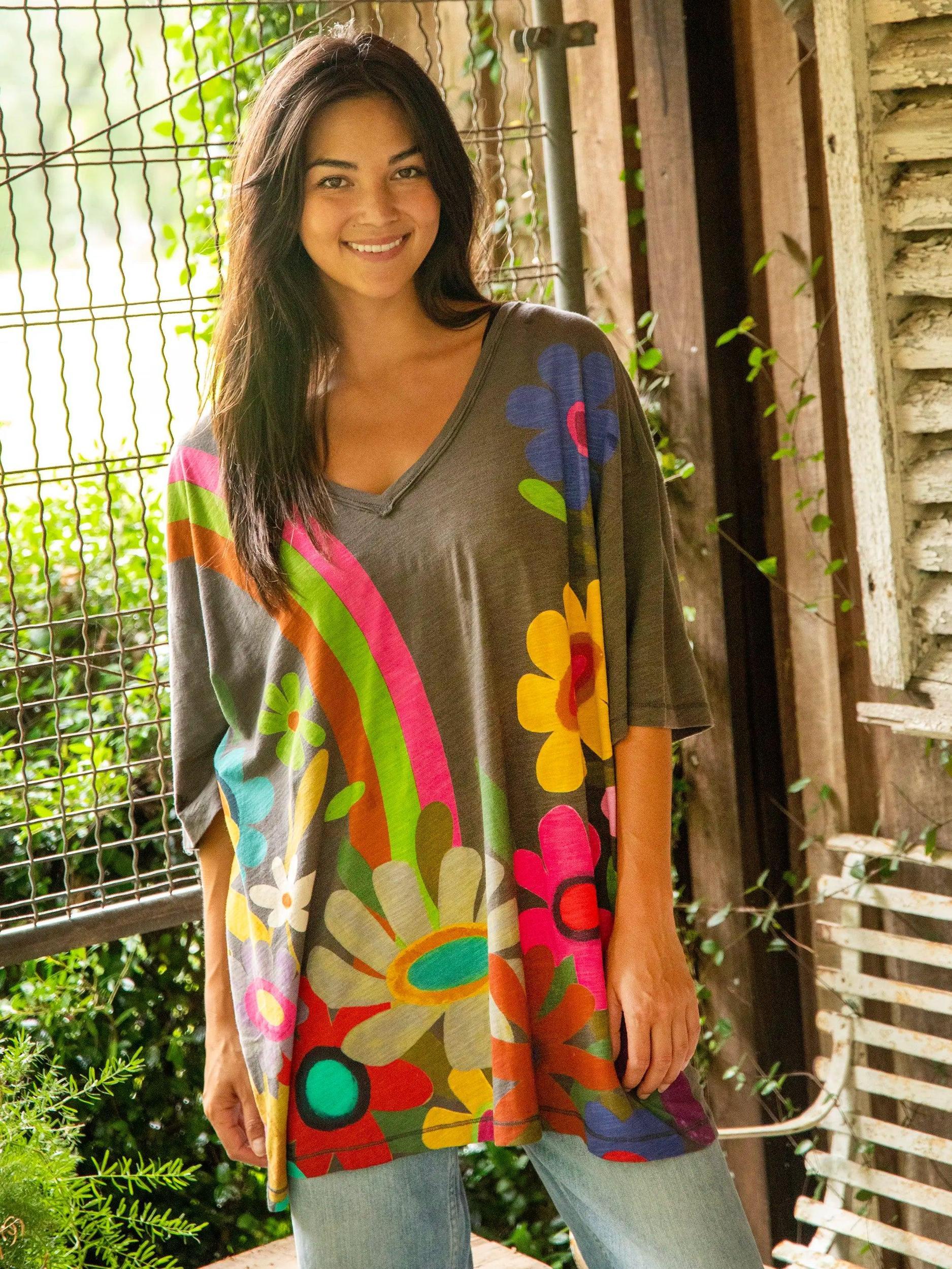 One Size Cotton Easy V-Neck Tee - Charcoal Flowers Product Image