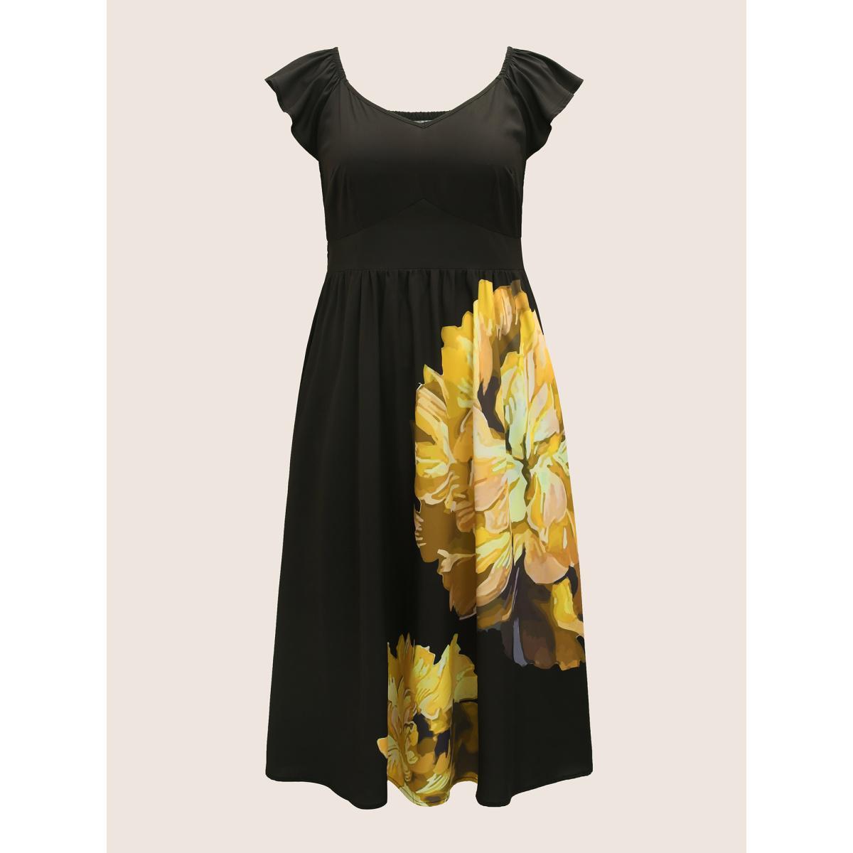 Plus Size Carnation Print Ruffle Cap Sleeve Maxi Dress Black Women Elegant Shirred Heart neckline Cap Sleeve Curvy BloomChic 30/6X Product Image
