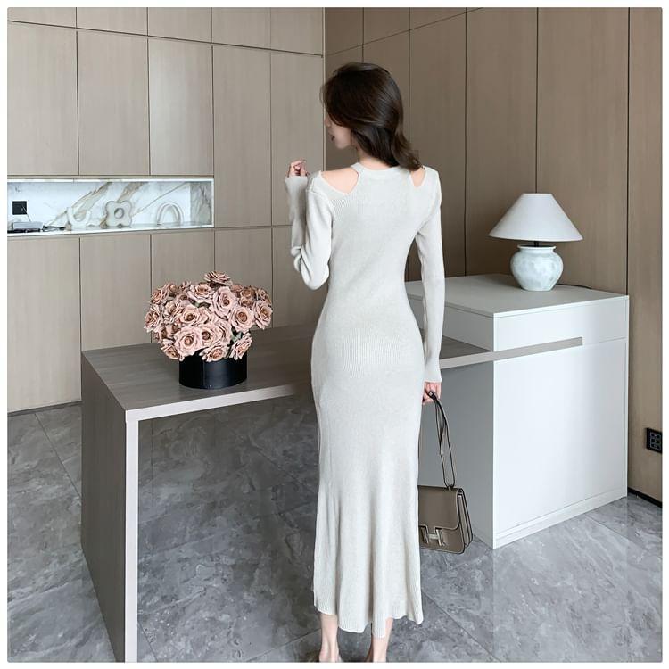 Mock Two-Piece Long-Sleeve Halter Plain Knot Midi Sheath Knit Dress Product Image
