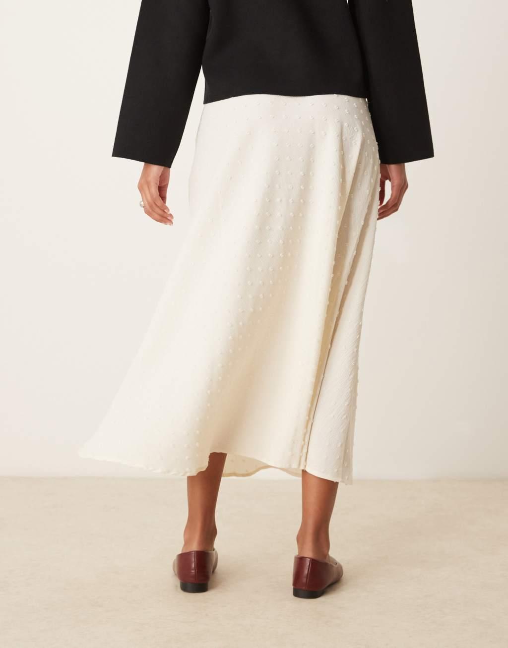 Vila textured midi skirt in cream Product Image