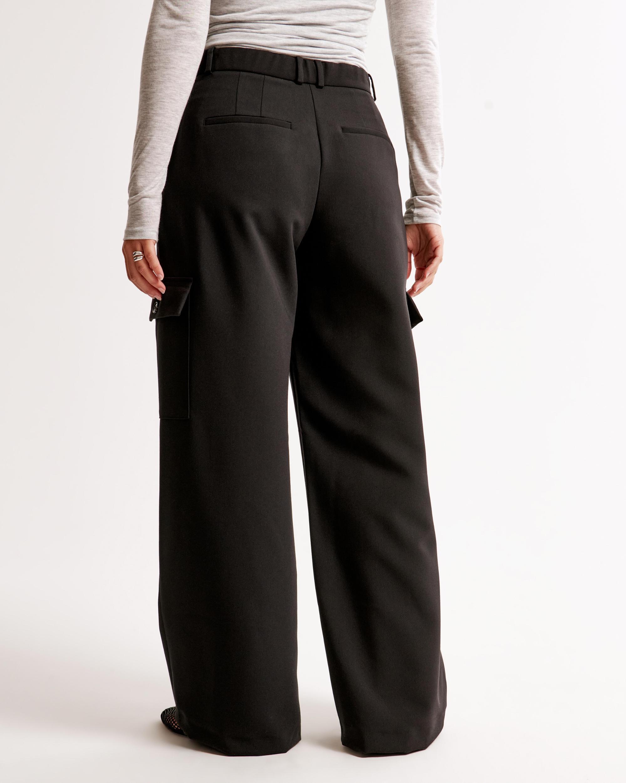 Curve Love A&F Harper Tailored Ultra Wide Leg Cargo Pant Product Image