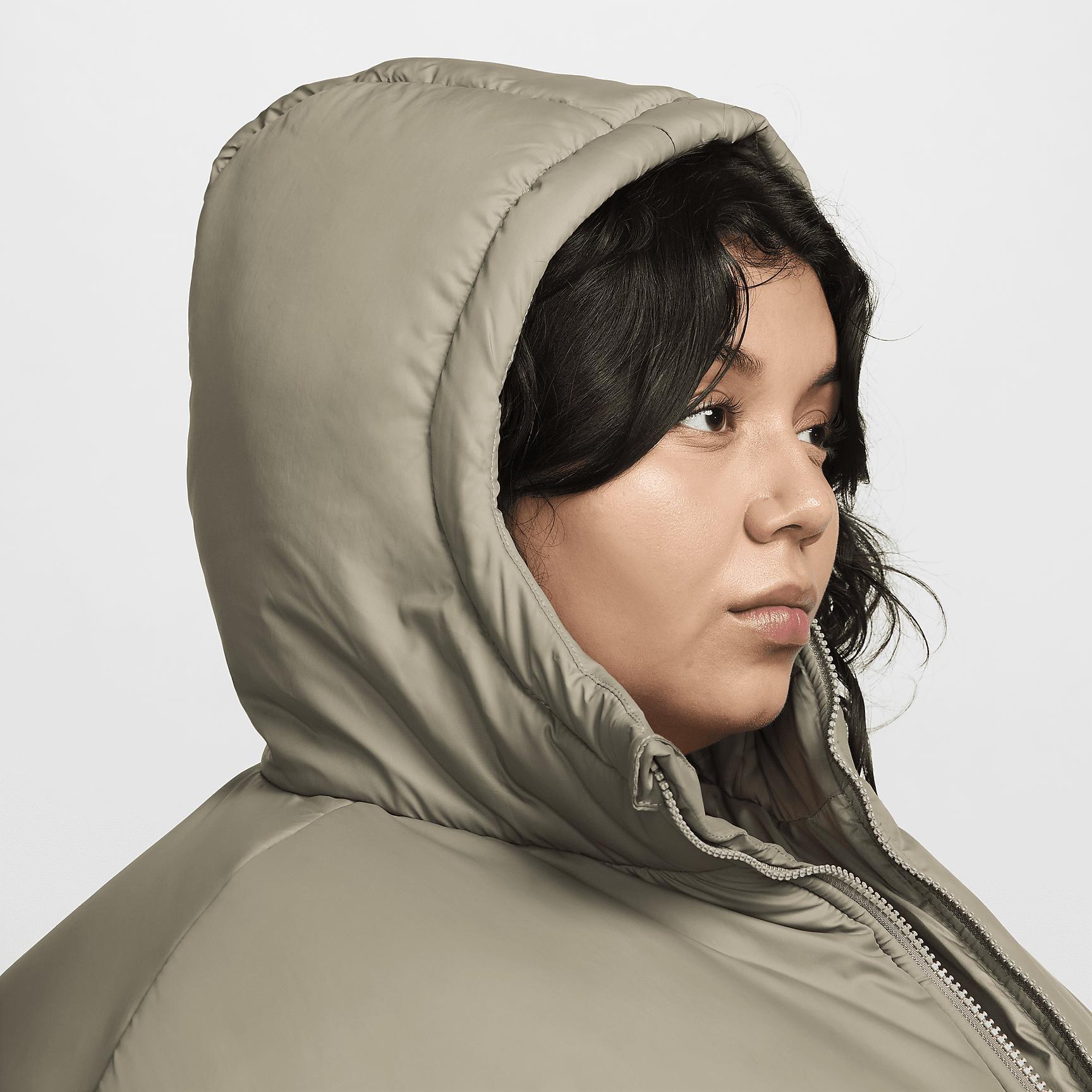 Nike Sportswear Classic Puffer Women's Therma-FIT Loose Hooded Jacket (Plus Size) Product Image